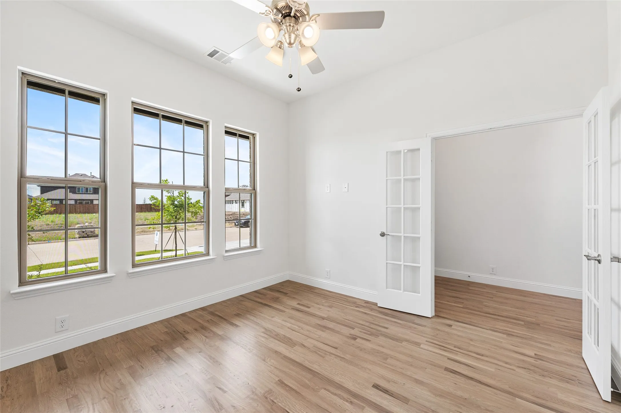 Single Family Residence For Sale in Rockwall County , 2136 Spyglass Drive, Royse City, Texas 75189, 4 Bedroom, 4 Bathroom, 3 Garage spaces, 2,842 Sqft, built in 2025, mls#21289373, Real Estate Agent in Royse City, Homes For Sale in Rockwall county, Homes For Sale in Royse City, Realtor in Royse City Texas, Real Estate Brokerage Independent Realty Texas, Luminita Cordes Realtor