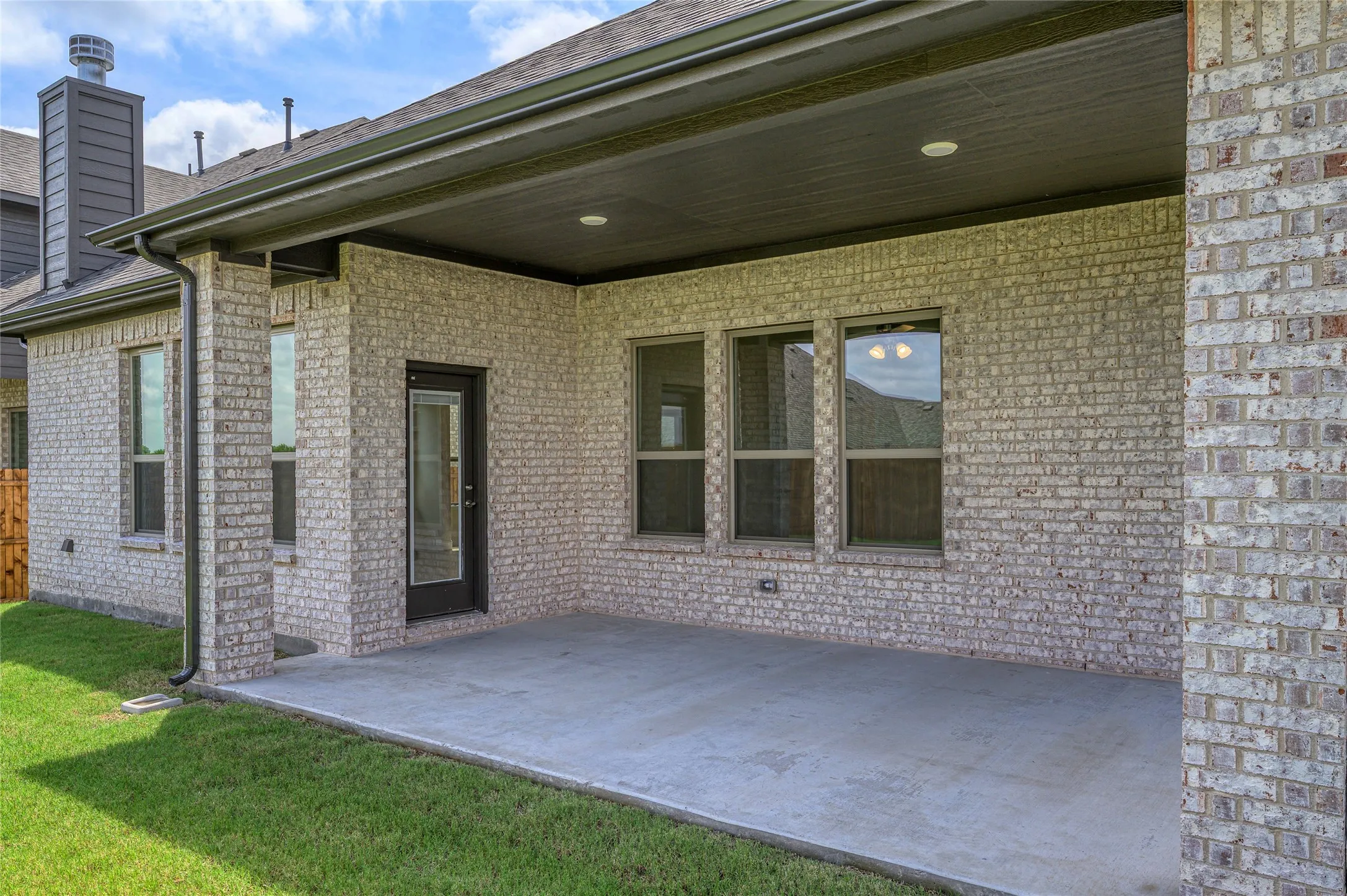 Single Family Residence For Sale in Rockwall County , 2136 Spyglass Drive, Royse City, Texas 75189, 4 Bedroom, 4 Bathroom, 3 Garage spaces, 2,842 Sqft, built in 2025, mls#21289373, Real Estate Agent in Royse City, Homes For Sale in Rockwall county, Homes For Sale in Royse City, Realtor in Royse City Texas, Real Estate Brokerage Independent Realty Texas, Luminita Cordes Realtor