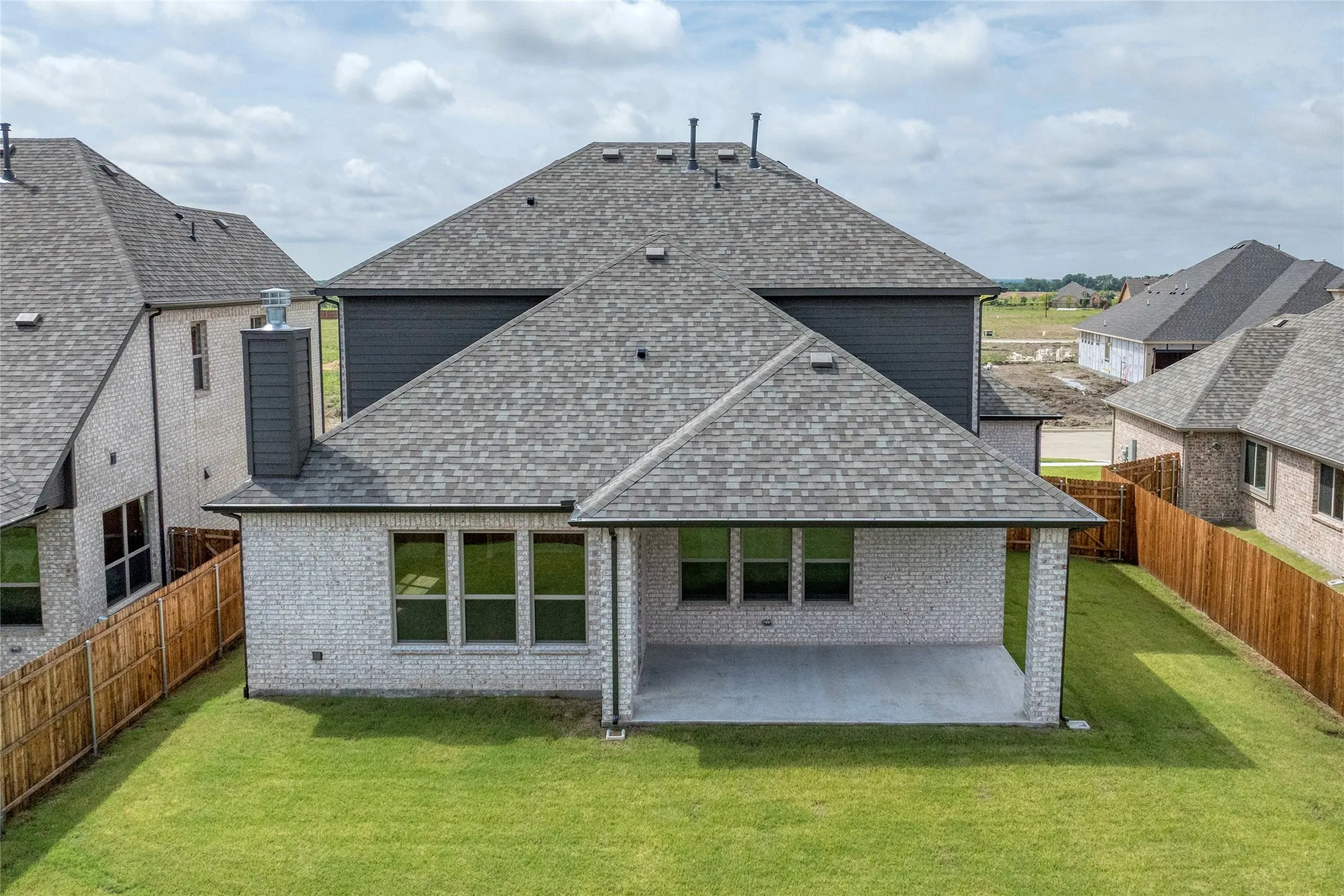 Single Family Residence For Sale in Rockwall County , 2136 Spyglass Drive, Royse City, Texas 75189, 4 Bedroom, 4 Bathroom, 3 Garage spaces, 2,842 Sqft, built in 2025, mls#21289373, Real Estate Agent in Royse City, Homes For Sale in Rockwall county, Homes For Sale in Royse City, Realtor in Royse City Texas, Real Estate Brokerage Independent Realty Texas, Luminita Cordes Realtor