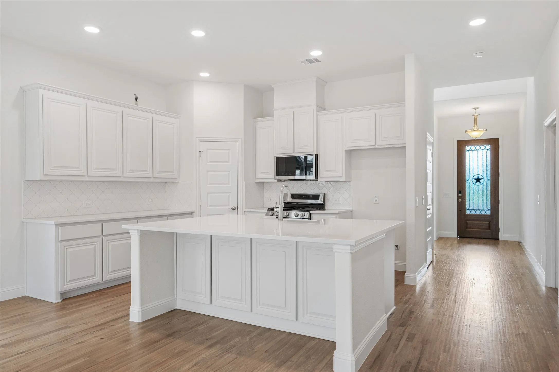 Single Family Residence For Sale in Rockwall County , 2136 Spyglass Drive, Royse City, Texas 75189, 4 Bedroom, 4 Bathroom, 3 Garage spaces, 2,842 Sqft, built in 2025, mls#21289373, Real Estate Agent in Royse City, Homes For Sale in Rockwall county, Homes For Sale in Royse City, Realtor in Royse City Texas, Real Estate Brokerage Independent Realty Texas, Luminita Cordes Realtor
