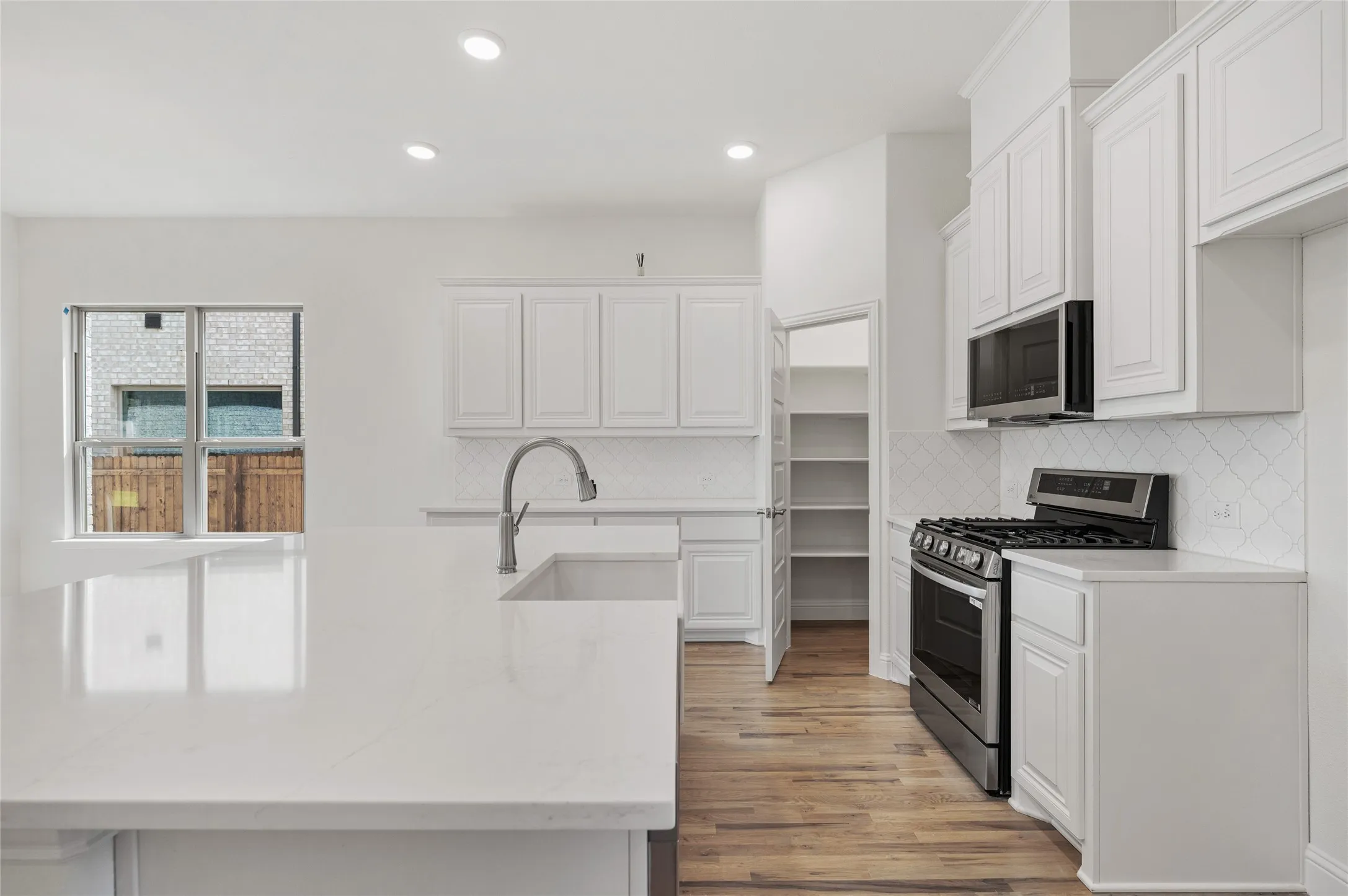 Single Family Residence For Sale in Rockwall County , 2136 Spyglass Drive, Royse City, Texas 75189, 4 Bedroom, 4 Bathroom, 3 Garage spaces, 2,842 Sqft, built in 2025, mls#21289373, Real Estate Agent in Royse City, Homes For Sale in Rockwall county, Homes For Sale in Royse City, Realtor in Royse City Texas, Real Estate Brokerage Independent Realty Texas, Luminita Cordes Realtor