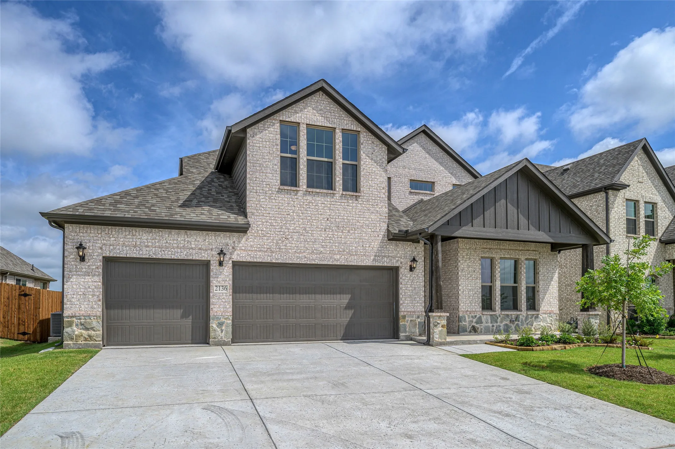 Single Family Residence For Sale in Rockwall County , 2136 Spyglass Drive, Royse City, Texas 75189, 4 Bedroom, 4 Bathroom, 3 Garage spaces, 2,842 Sqft, built in 2025, mls#21289373, Real Estate Agent in Royse City, Homes For Sale in Rockwall county, Homes For Sale in Royse City, Realtor in Royse City Texas, Real Estate Brokerage Independent Realty Texas, Luminita Cordes Realtor