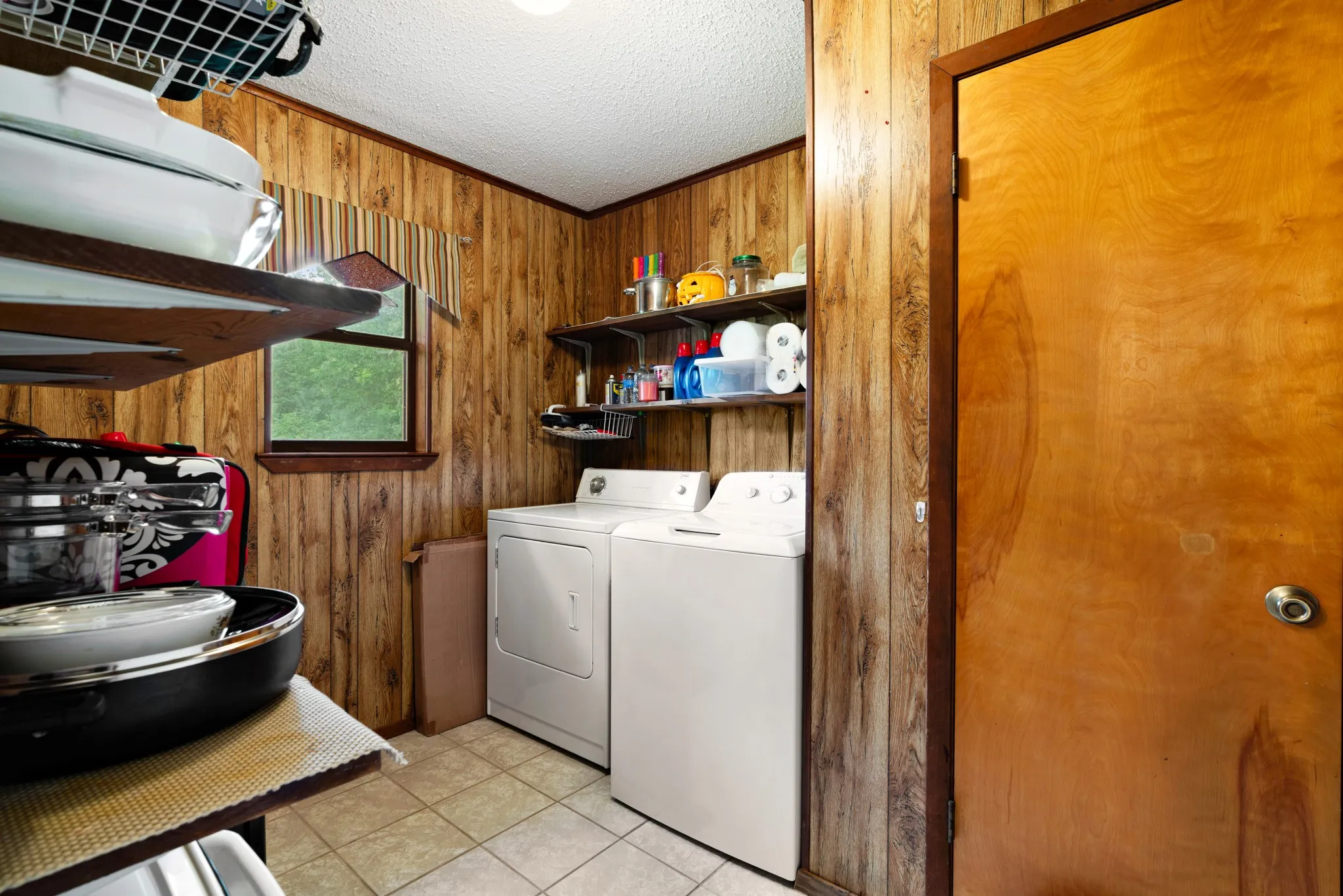 Single Family Residence For Sale in Lamar County , 325 Key West Road, Reno, Texas 75460, 3 Bedroom, 2 Bathroom, 2 Garage spaces, 1,864 Sqft, built in 1980, mls#21288027, Real Estate Agent in Reno, Homes For Sale in Lamar county, Homes For Sale in Reno, Realtor in Reno Texas, Real Estate Brokerage Independent Realty Texas, Luminita Cordes Realtor
