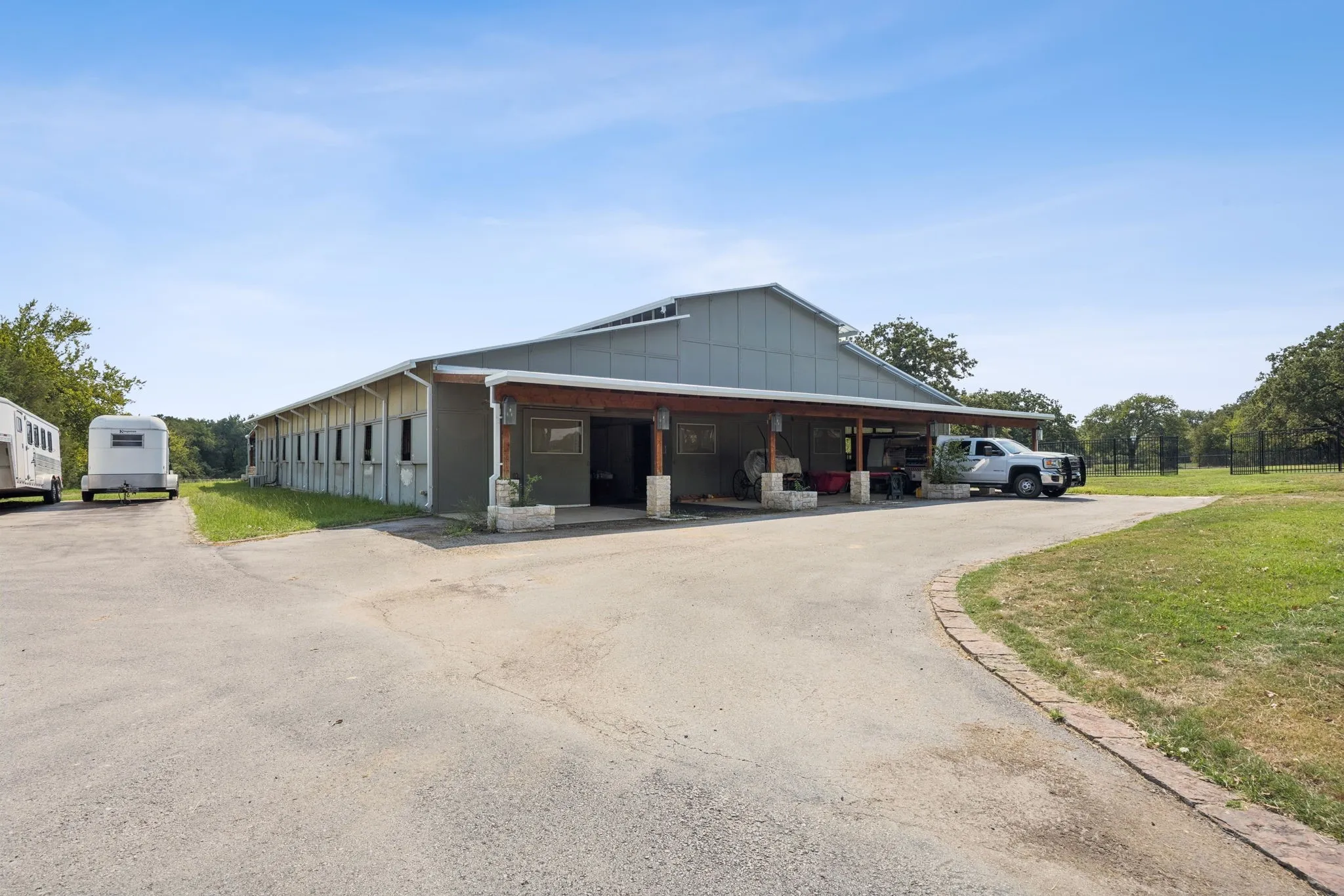 Single Family Residence For Sale in Denton County , 480 E Jeter Road, Bartonville, Texas 76226, 6 Bedroom, 9 Bathroom, 4 Garage spaces, 9,683 Sqft, built in 1996, mls#21289492, Real Estate Agent in Bartonville, Homes For Sale in Denton county, Homes For Sale in Bartonville, Realtor in Bartonville Texas, Real Estate Brokerage Independent Realty Texas, Luminita Cordes Realtor