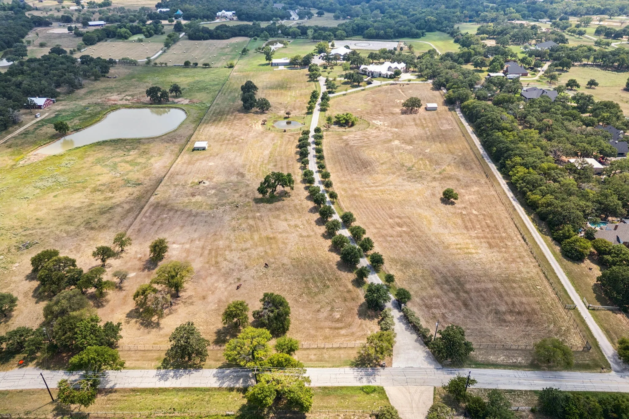 Single Family Residence For Sale in Denton County , 480 E Jeter Road, Bartonville, Texas 76226, 6 Bedroom, 9 Bathroom, 4 Garage spaces, 9,683 Sqft, built in 1996, mls#21289492, Real Estate Agent in Bartonville, Homes For Sale in Denton county, Homes For Sale in Bartonville, Realtor in Bartonville Texas, Real Estate Brokerage Independent Realty Texas, Luminita Cordes Realtor