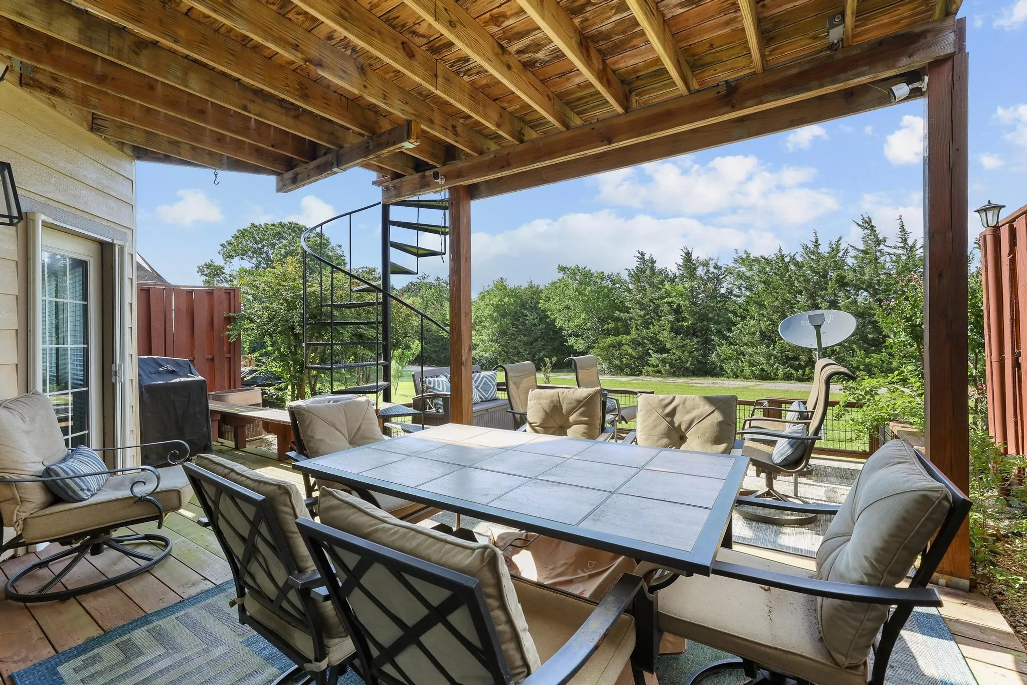 Lower covered deck off of the living and dining room