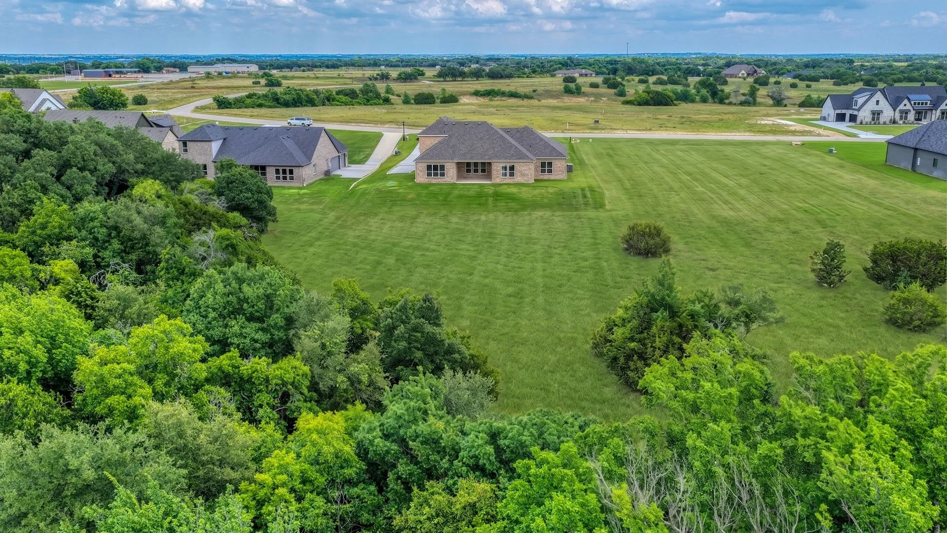 Single Family Residence For Sale in Parker County , 1097 Woodland Road, Weatherford, Texas 76088, 5 Bedroom, 4 Bathroom, 3 Garage spaces, 3,369 Sqft, built in 2025, mls#21283732, Real Estate Agent in Weatherford, Homes For Sale in Parker county, Homes For Sale in Weatherford, Realtor in Weatherford Texas, Real Estate Brokerage Independent Realty Texas, Luminita Cordes Realtor