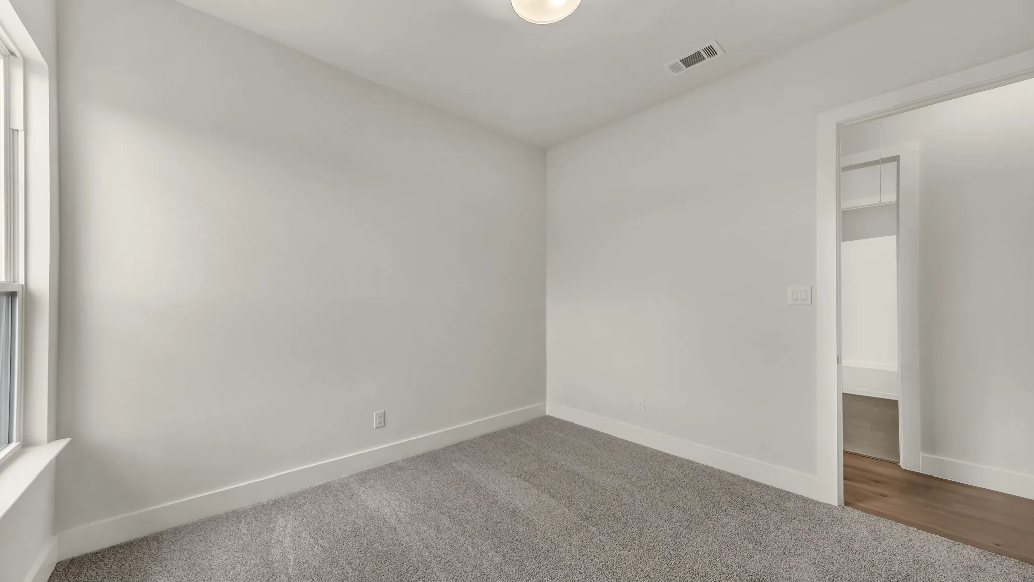 Single Family Residence For Sale in Parker County , 1097 Woodland Road, Weatherford, Texas 76088, 5 Bedroom, 4 Bathroom, 3 Garage spaces, 3,369 Sqft, built in 2025, mls#21283732, Real Estate Agent in Weatherford, Homes For Sale in Parker county, Homes For Sale in Weatherford, Realtor in Weatherford Texas, Real Estate Brokerage Independent Realty Texas, Luminita Cordes Realtor