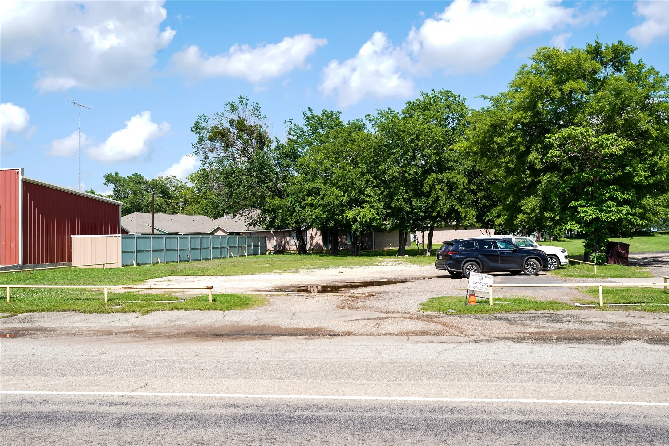 Retail For Sale in Wood County , 108 S Main Street, Yantis, Texas 75497, 0, 0, Garage spaces, 0 Sqft, built in 1993, Price $225,000, mls#21289519, Real Estate Agent in Yantis, Homes For Sale in Wood county, Homes For Sale in Yantis, Realtor in Yantis Texas, Real Estate Brokerage Independent Realty Texas, Luminita Cordes Realtor