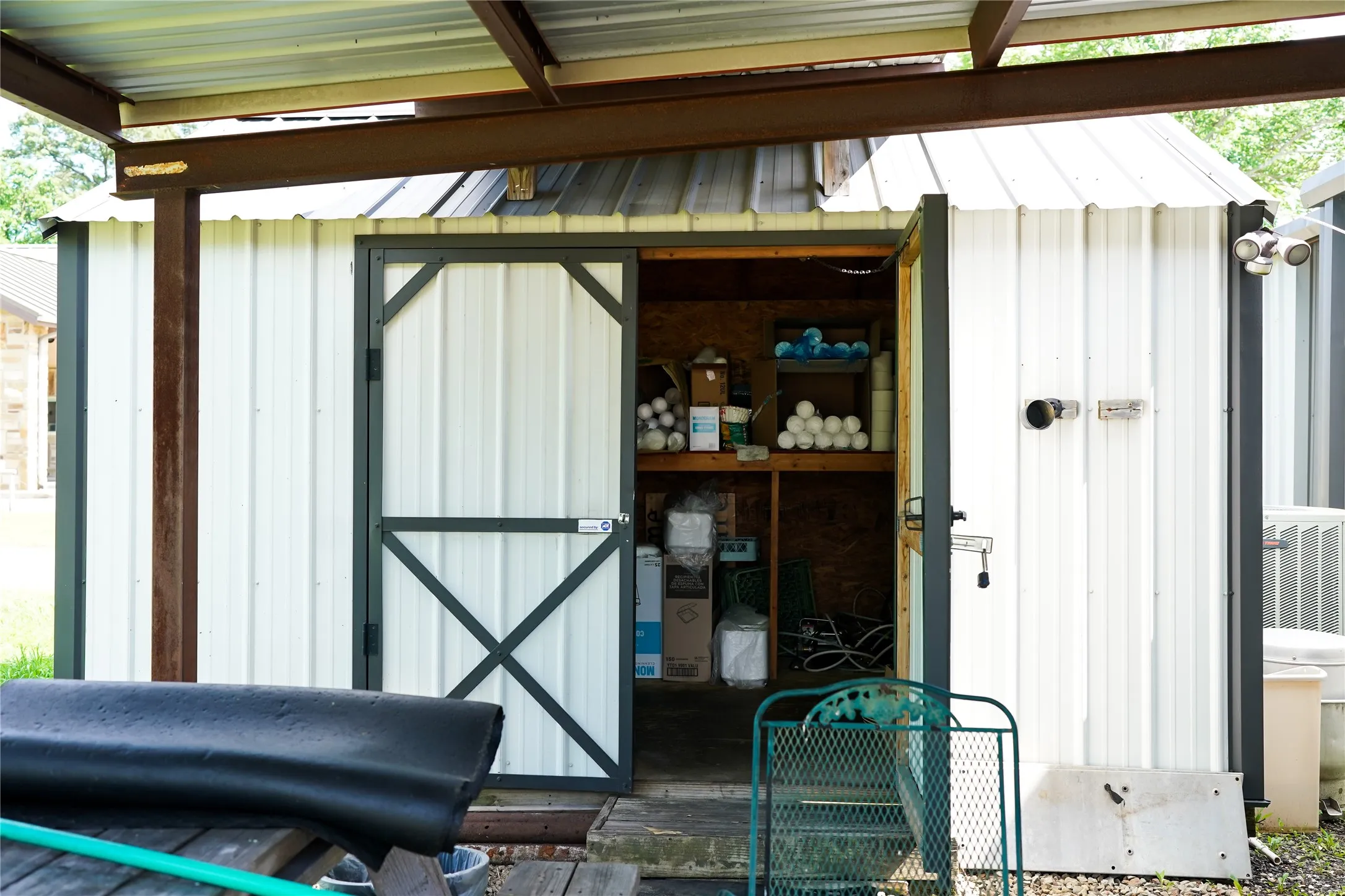 Retail For Sale in Wood County , 108 S Main Street, Yantis, Texas 75497, 0, 0, Garage spaces, 0 Sqft, built in 1993, Price $225,000, mls#21289519, Real Estate Agent in Yantis, Homes For Sale in Wood county, Homes For Sale in Yantis, Realtor in Yantis Texas, Real Estate Brokerage Independent Realty Texas, Luminita Cordes Realtor