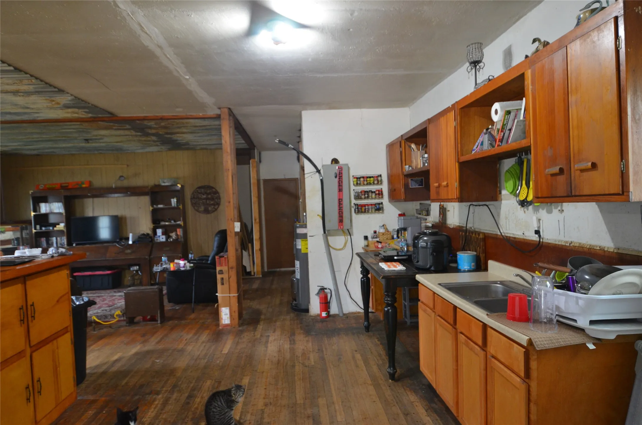 Enter into kitchen