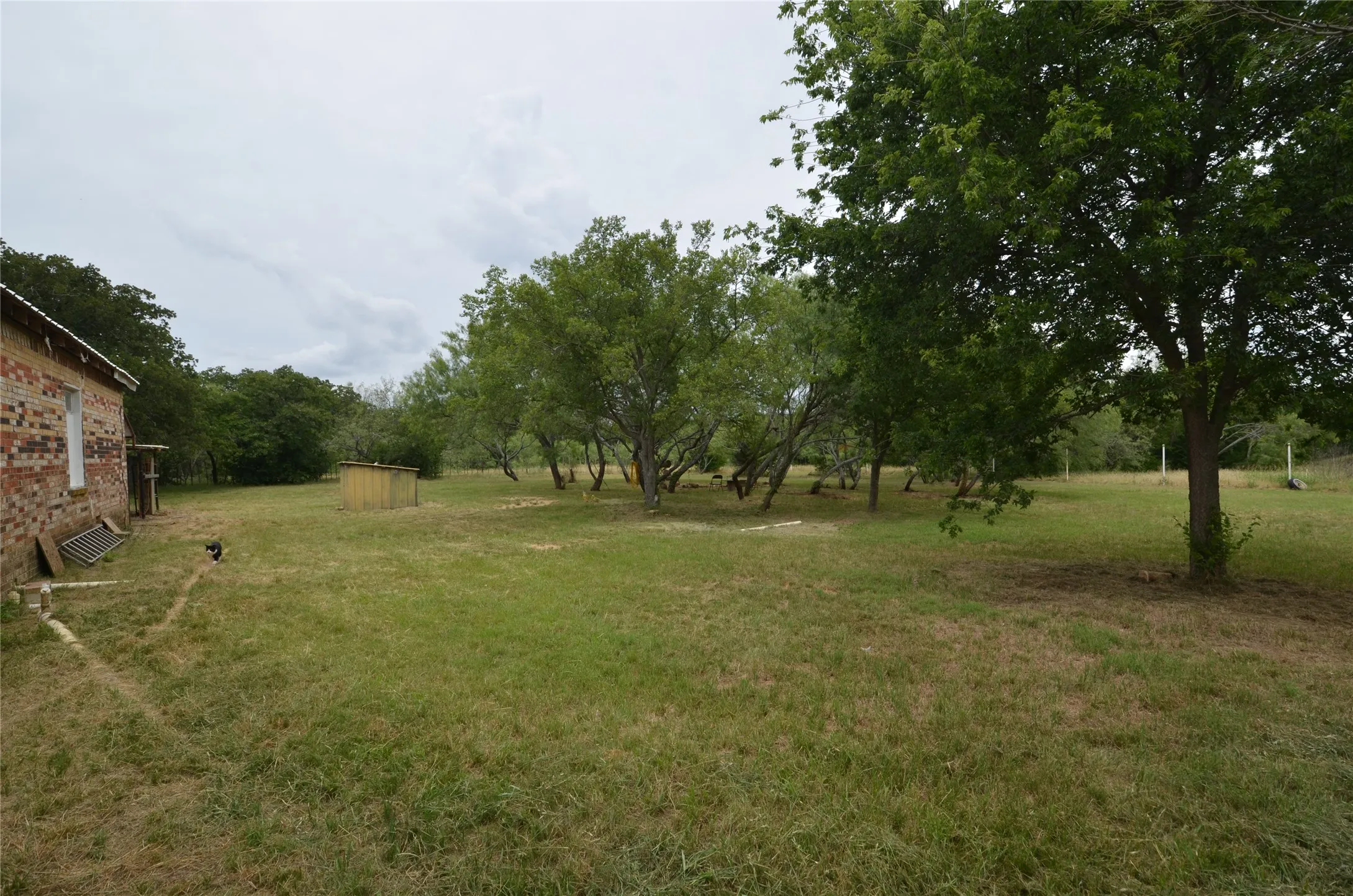 Single Family Residence For Sale in Jack County , 334 Cook Road, Jacksboro, Texas 76458, 2 Bedroom, 1 Bathroom, Garage spaces, 1,560 Sqft, built in 1950, mls#21289535, Real Estate Agent in Jacksboro, Homes For Sale in Jack county, Homes For Sale in Jacksboro, Realtor in Jacksboro Texas, Real Estate Brokerage Independent Realty Texas, Luminita Cordes Realtor
