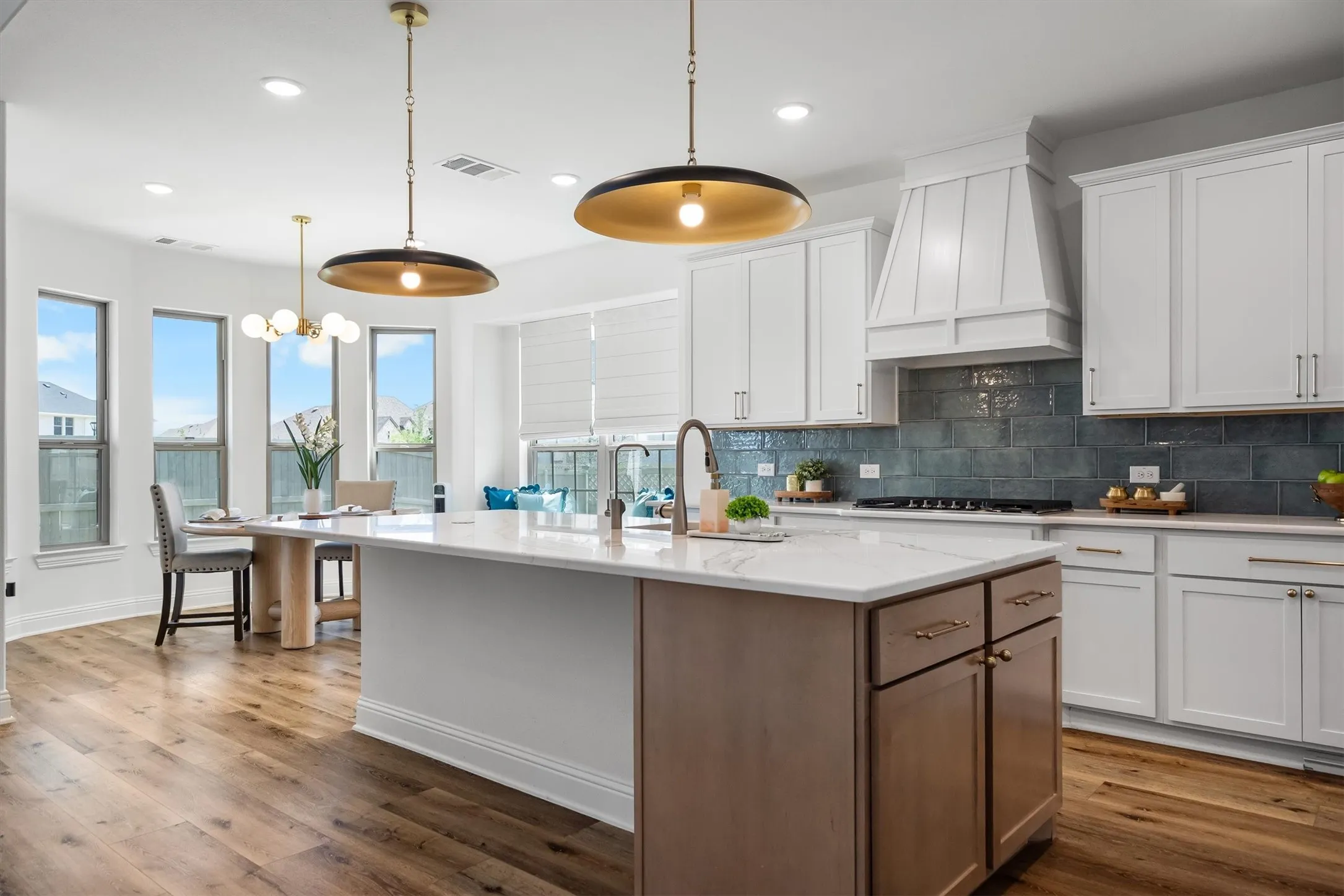 Single Family Residence For Sale in Denton County , 409 Horizon Way, Northlake, Texas 76247, 5 Bedroom, 5 Bathroom, 3 Garage spaces, 4,147 Sqft, built in 2024, mls#21289351, Real Estate Agent in Northlake, Homes For Sale in Denton county, Homes For Sale in Northlake, Realtor in Northlake Texas, Real Estate Brokerage Independent Realty Texas, Luminita Cordes Realtor