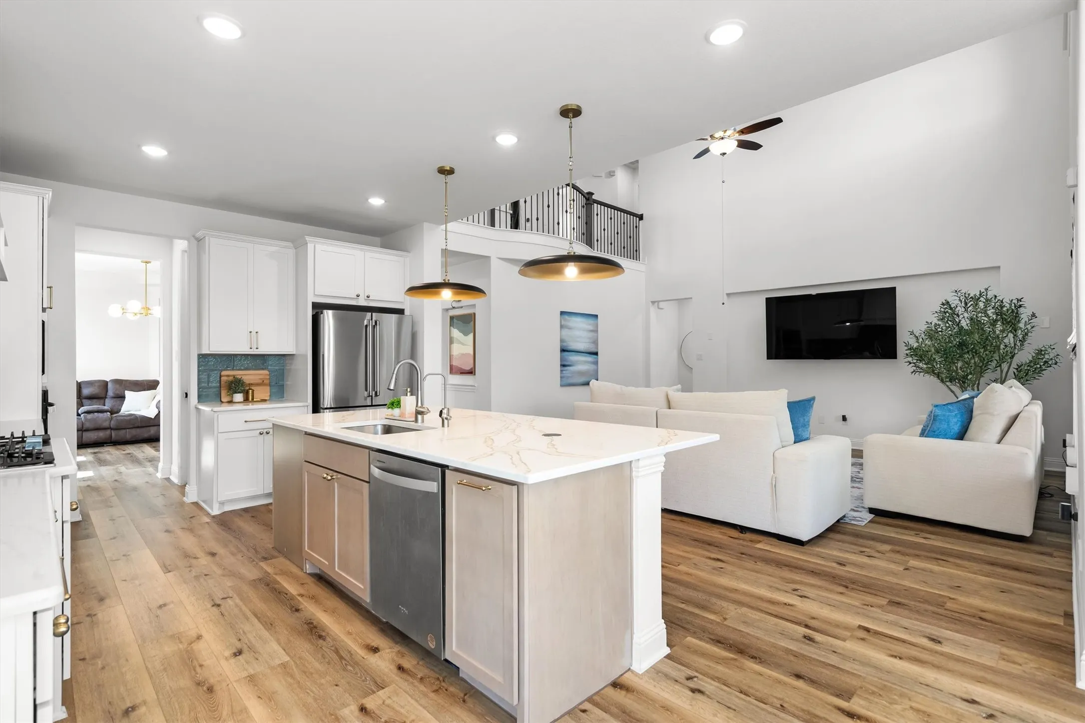 Single Family Residence For Sale in Denton County , 409 Horizon Way, Northlake, Texas 76247, 5 Bedroom, 5 Bathroom, 3 Garage spaces, 4,147 Sqft, built in 2024, mls#21289351, Real Estate Agent in Northlake, Homes For Sale in Denton county, Homes For Sale in Northlake, Realtor in Northlake Texas, Real Estate Brokerage Independent Realty Texas, Luminita Cordes Realtor