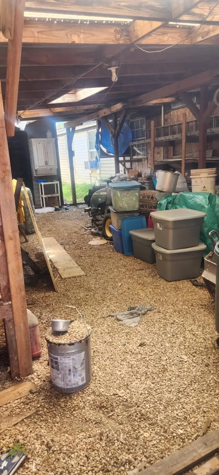 Mobile Home For Sale in Hunt County , 2457 Elmwood Drive, Wills Point, Texas 75169, 2 Bedrooms, 2 Bathrooms, 2 Garage spaces, 1,064 Sqft, built in 2000, Price $70,000, mls#21289540, Real Estate Agent in Wills Point, Homes For Sale in Hunt county, Homes For Sale in Wills Point, Realtor in Wills Point Texas, Real Estate Brokerage Independent Realty Texas, Luminita Cordes Realtor