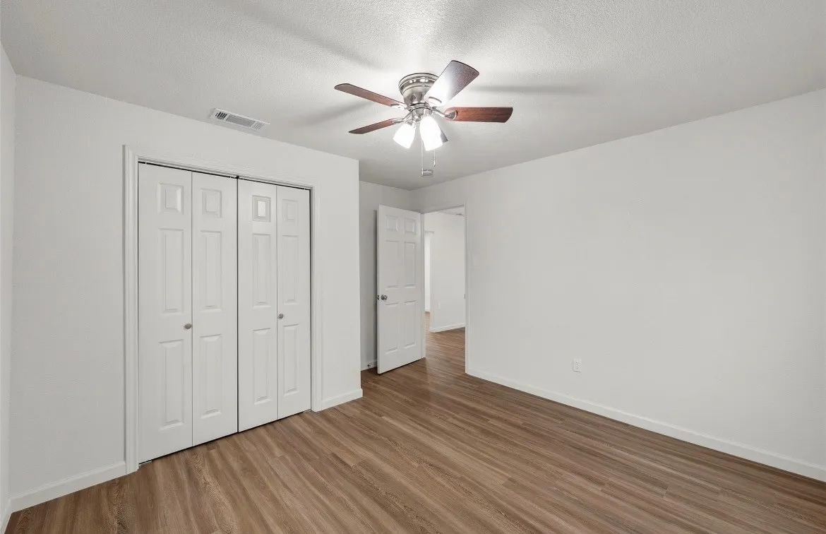 Single Family Residence For Sale in Mc Lennan County , 506 Rose Street, Waco, Texas 76704, 3 Bedrooms, 1 Bathroom, Garage spaces, 1,164 Sqft, built in 1942, Price $185,000, mls#21289520, Real Estate Agent in Waco, Homes For Sale in Mc Lennan county, Homes For Sale in Waco, Realtor in Waco Texas, Real Estate Brokerage Independent Realty Texas, Luminita Cordes Realtor