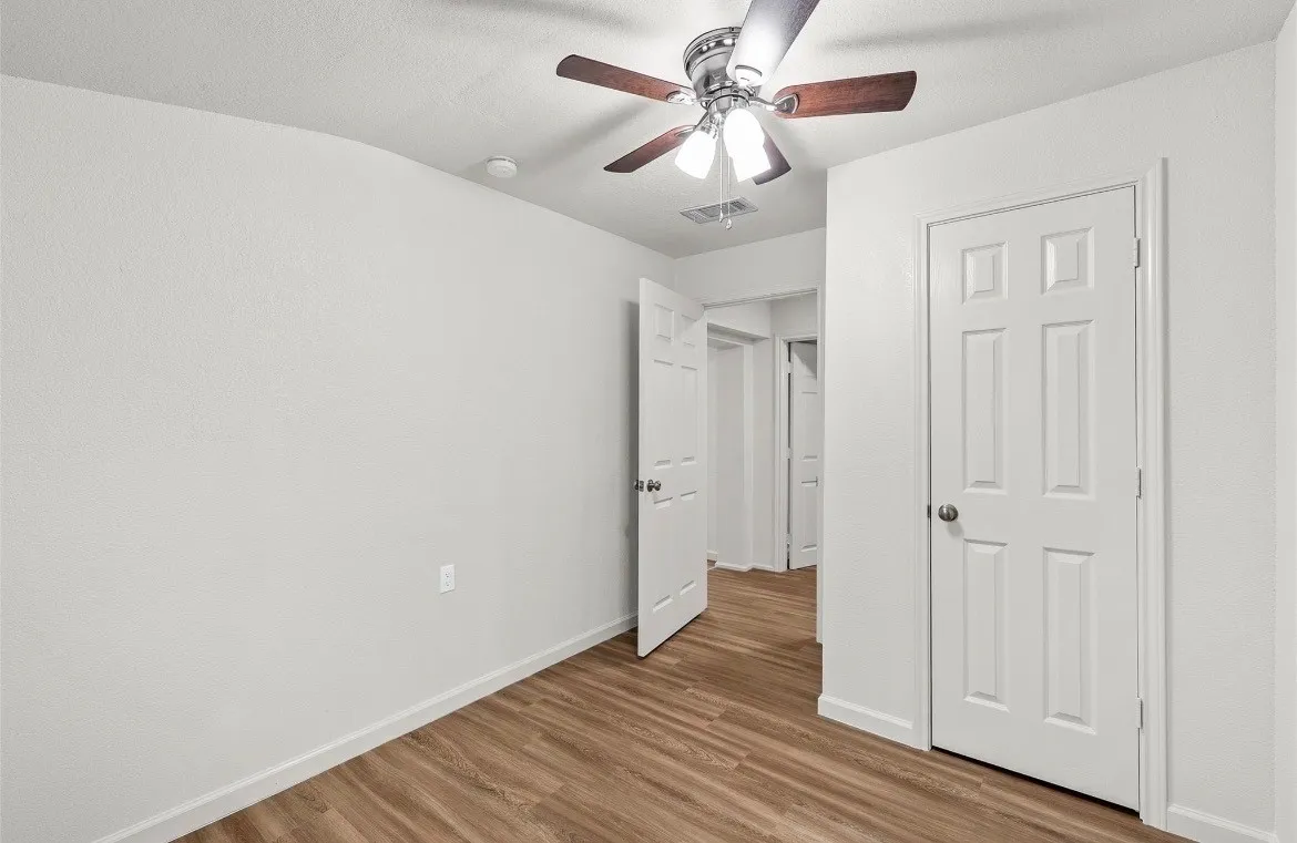Single Family Residence For Sale in Mc Lennan County , 506 Rose Street, Waco, Texas 76704, 3 Bedrooms, 1 Bathroom, Garage spaces, 1,164 Sqft, built in 1942, Price $185,000, mls#21289520, Real Estate Agent in Waco, Homes For Sale in Mc Lennan county, Homes For Sale in Waco, Realtor in Waco Texas, Real Estate Brokerage Independent Realty Texas, Luminita Cordes Realtor