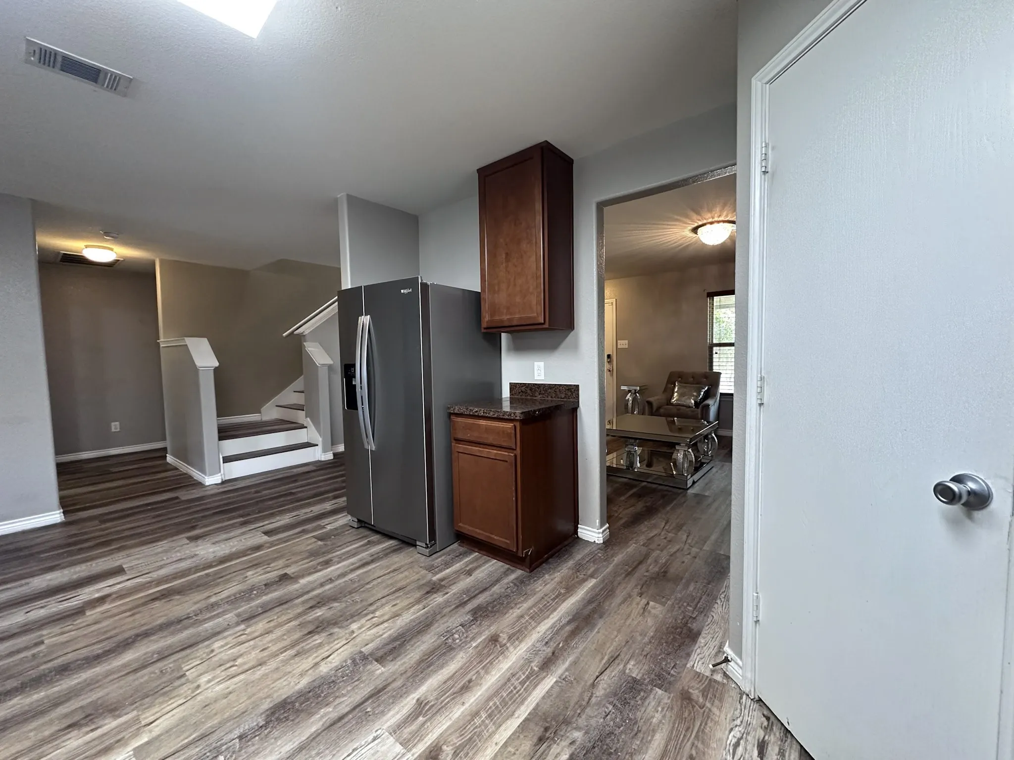 Single Family Residence For Sale in Dallas County , 512 Tunnel Street, Cedar Hill, Texas 75104, 4 Bedroom, 3 Bathroom, 2 Garage spaces, 3,031 Sqft, built in 2012, mls#21289161, Real Estate Agent in Cedar Hill, Homes For Sale in Dallas county, Homes For Sale in Cedar Hill, Realtor in Cedar Hill Texas, Real Estate Brokerage Independent Realty Texas, Luminita Cordes Realtor