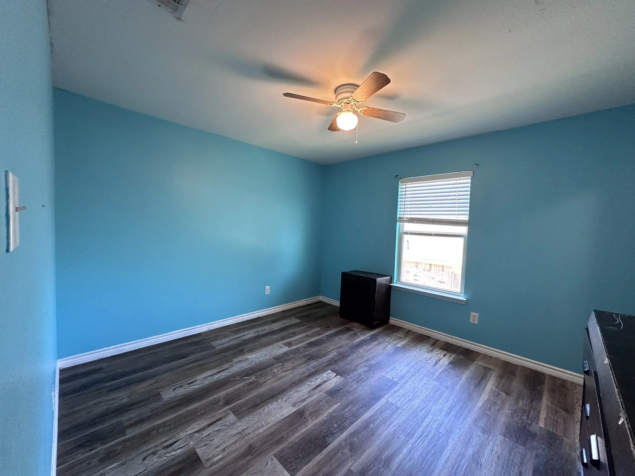 Single Family Residence For Sale in Dallas County , 512 Tunnel Street, Cedar Hill, Texas 75104, 4 Bedroom, 3 Bathroom, 2 Garage spaces, 3,031 Sqft, built in 2012, mls#21289161, Real Estate Agent in Cedar Hill, Homes For Sale in Dallas county, Homes For Sale in Cedar Hill, Realtor in Cedar Hill Texas, Real Estate Brokerage Independent Realty Texas, Luminita Cordes Realtor