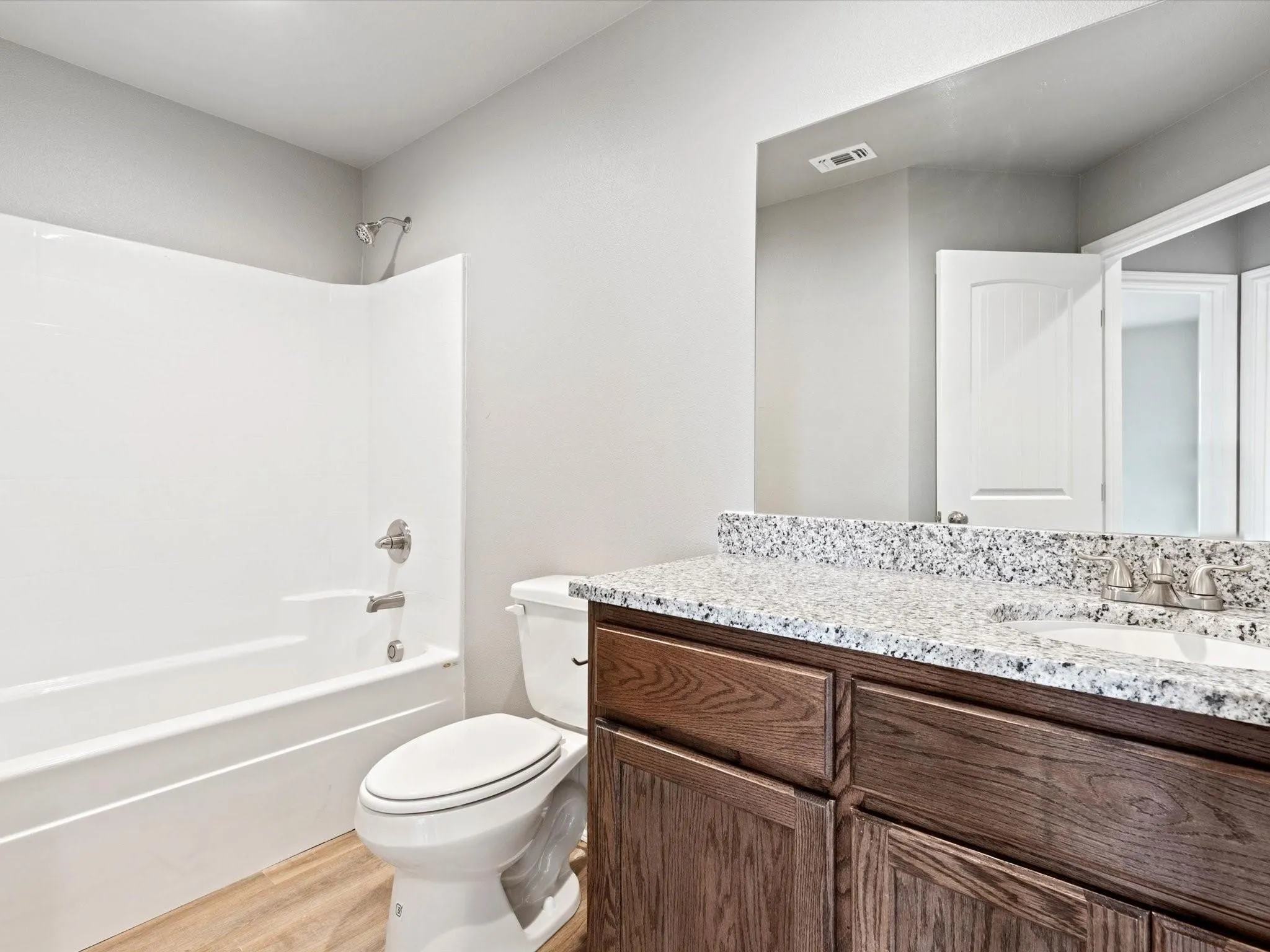 Townhouse For Rent in Hood County , 136 Abbey Park Court, Granbury, Texas 76049, 3 Bedroom, 3 Bathroom, 1 Garage spaces, 1,620 Sqft, built in 2021, Price $1,850, mls#21289577, Real Estate Agent in Granbury, Homes For Rent in Hood county, Homes For Rent in Granbury, Realtor in Granbury Texas, Real Estate Brokerage Independent Realty Texas, Luminita Cordes Realtor