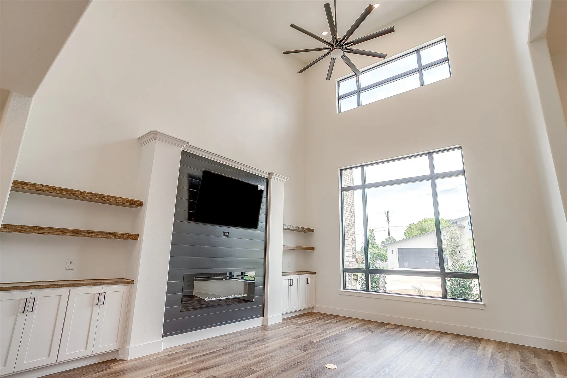 Single Family Residence For Sale in Palo Pinto County , 2600 Easy Street, Mineral Wells, Texas 76067, 3 Bedroom, 2 Bathroom, 2 Garage spaces, 1,989 Sqft, built in 2026, mls#21289071, Real Estate Agent in Mineral Wells, Homes For Sale in Palo Pinto county, Homes For Sale in Mineral Wells, Realtor in Mineral Wells Texas, Real Estate Brokerage Independent Realty Texas, Luminita Cordes Realtor