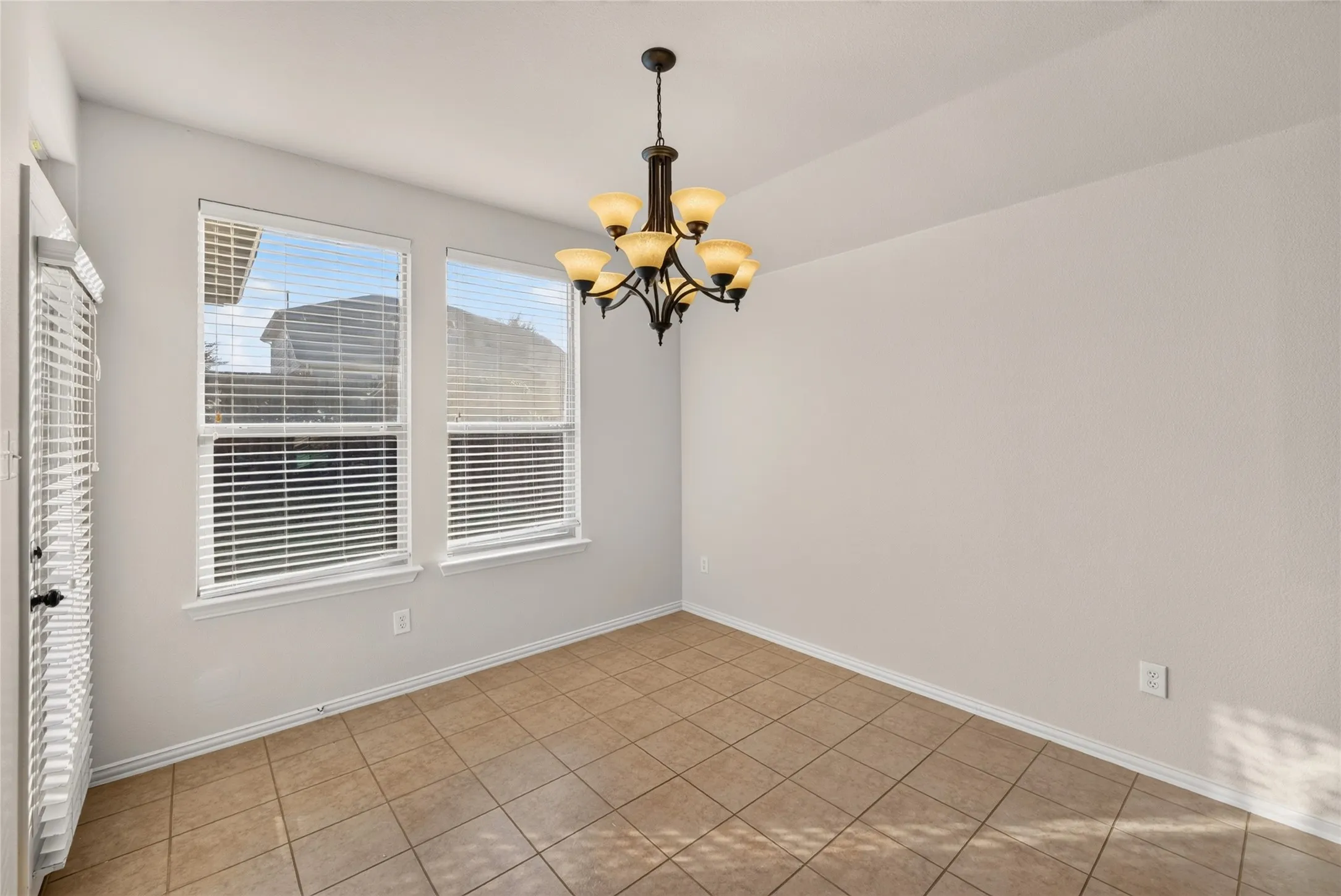 Single Family Residence For Rent in Rockwall County , 417 Hackberry Drive, Fate, Texas 75087, 3 Bedroom, 2 Bathroom, 2 Garage spaces, 1,746 Sqft, built in 2009, mls#21272428, Real Estate Agent in Fate, Homes For Rent in Rockwall county, Homes For Rent in Fate, Realtor in Fate Texas, Real Estate Brokerage Independent Realty Texas, Luminita Cordes Realtor
