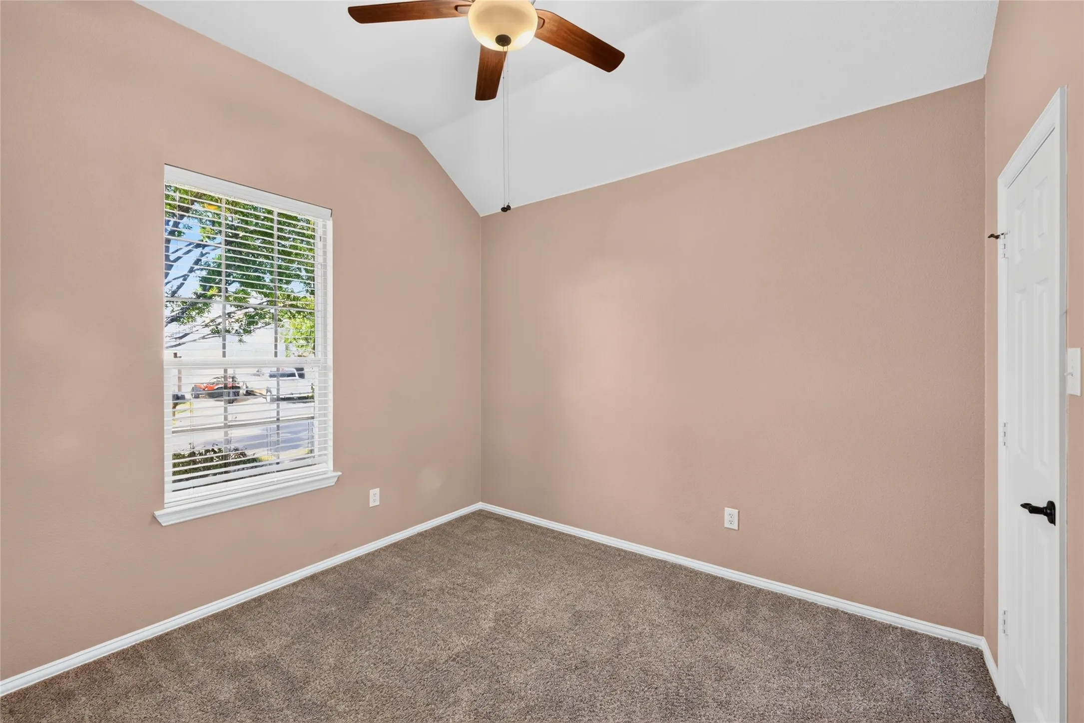 Single Family Residence For Rent in Rockwall County , 417 Hackberry Drive, Fate, Texas 75087, 3 Bedroom, 2 Bathroom, 2 Garage spaces, 1,746 Sqft, built in 2009, mls#21272428, Real Estate Agent in Fate, Homes For Rent in Rockwall county, Homes For Rent in Fate, Realtor in Fate Texas, Real Estate Brokerage Independent Realty Texas, Luminita Cordes Realtor