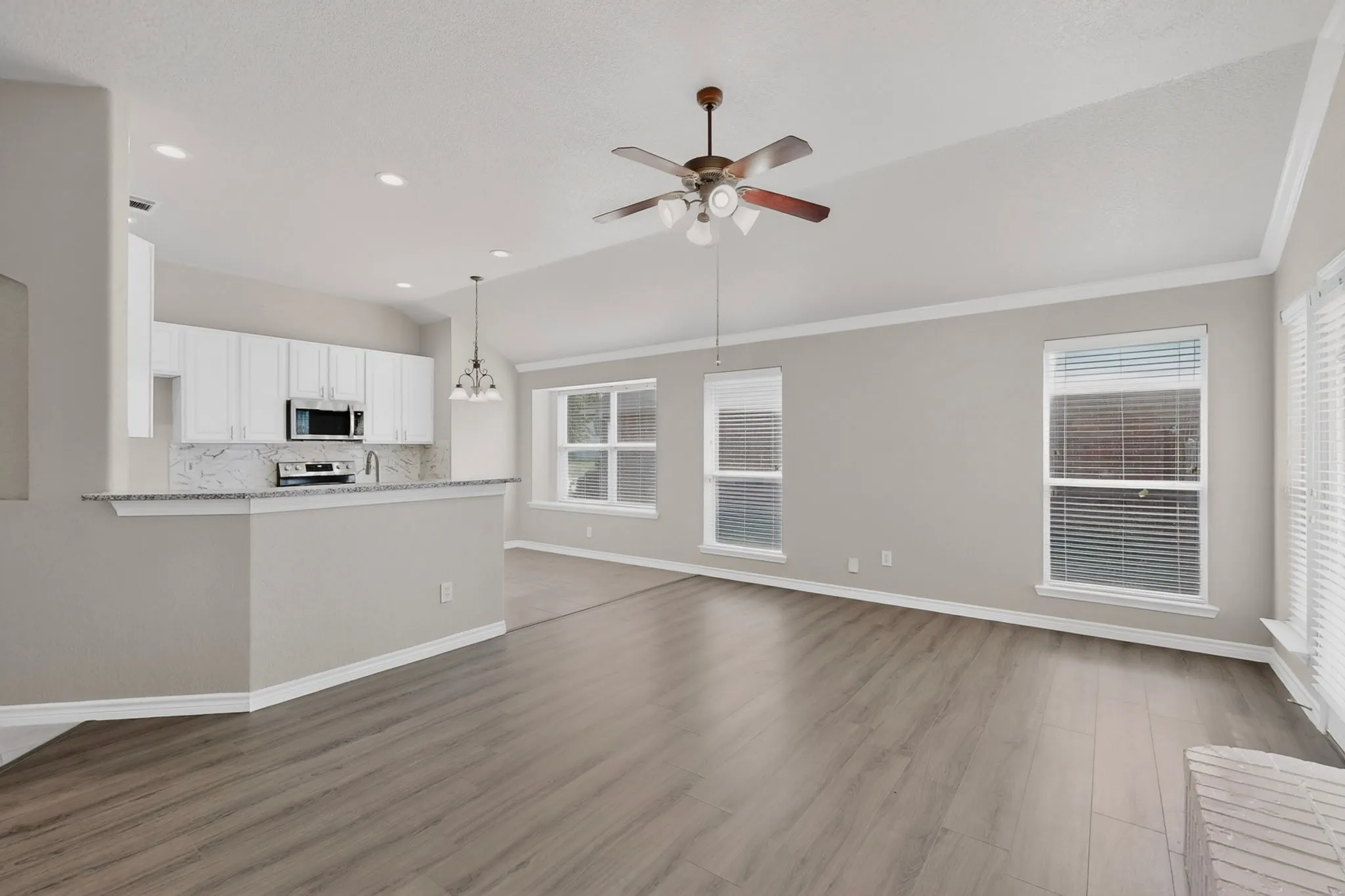 Laminate Flooring in the Living Room