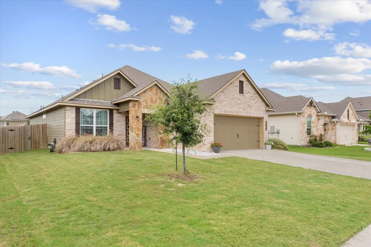 Single Family Residence For Sale in Mc Lennan County , 3516 Beutel Road, Waco, Texas 76655, 4 Bedroom, 3 Bathroom, 2 Garage spaces, 1,846 Sqft, built in 2023, mls#21289606, Real Estate Agent in Waco, Homes For Sale in Mc Lennan county, Homes For Sale in Waco, Realtor in Waco Texas, Real Estate Brokerage Independent Realty Texas, Luminita Cordes Realtor