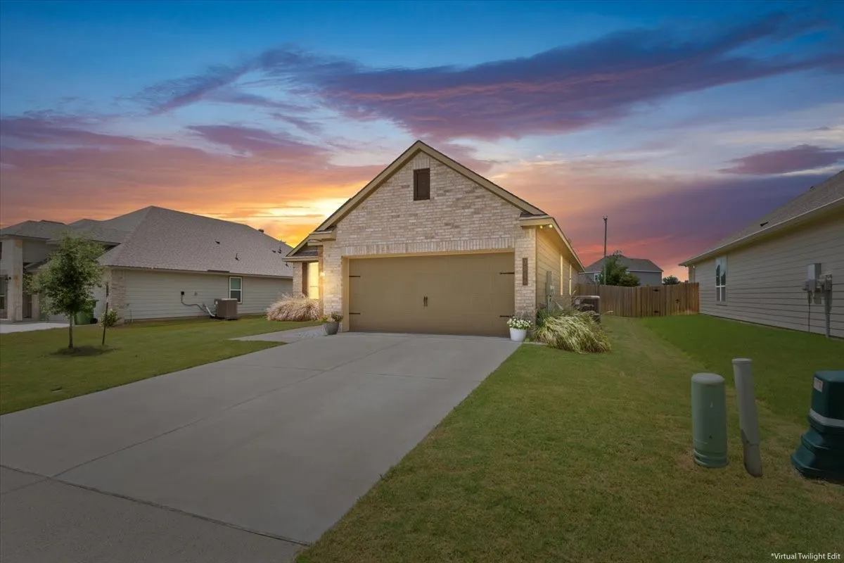 Single Family Residence For Sale in Mc Lennan County , 3516 Beutel Road, Waco, Texas 76655, 4 Bedroom, 3 Bathroom, 2 Garage spaces, 1,846 Sqft, built in 2023, mls#21289606, Real Estate Agent in Waco, Homes For Sale in Mc Lennan county, Homes For Sale in Waco, Realtor in Waco Texas, Real Estate Brokerage Independent Realty Texas, Luminita Cordes Realtor