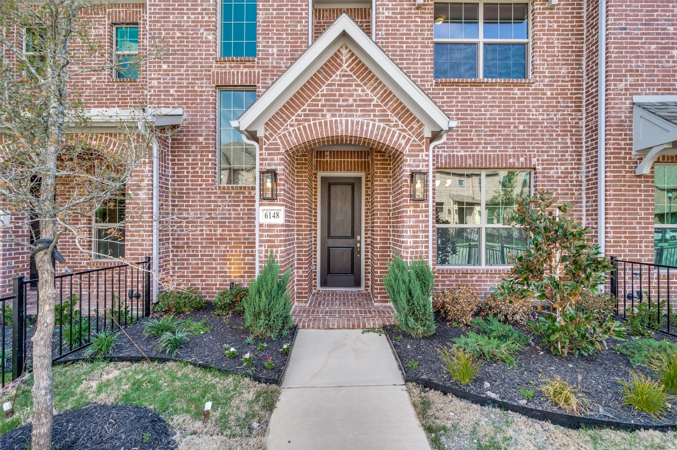 Townhouse For Rent in Collin County , 6148 Blythe Drive, Frisco, Texas 75035, 3 Bedroom, 3 Bathroom, 2 Garage spaces, 1,720 Sqft, built in 2023, mls#21289595, Real Estate Agent in Frisco, Homes For Rent in Collin county, Homes For Rent in Frisco, Realtor in Frisco Texas, Real Estate Brokerage Independent Realty Texas, Luminita Cordes Realtor