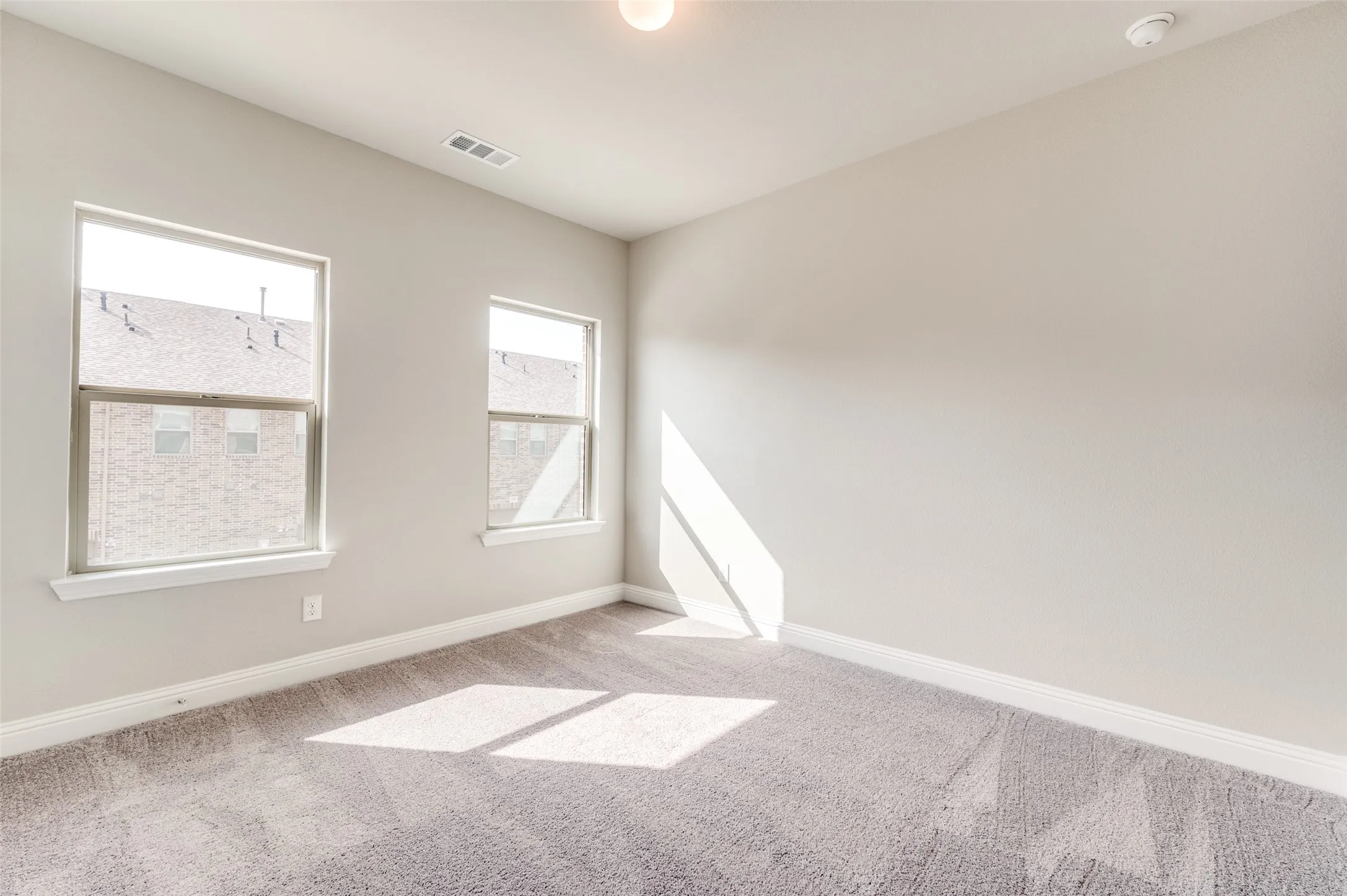 Townhouse For Rent in Collin County , 6148 Blythe Drive, Frisco, Texas 75035, 3 Bedroom, 3 Bathroom, 2 Garage spaces, 1,720 Sqft, built in 2023, mls#21289595, Real Estate Agent in Frisco, Homes For Rent in Collin county, Homes For Rent in Frisco, Realtor in Frisco Texas, Real Estate Brokerage Independent Realty Texas, Luminita Cordes Realtor