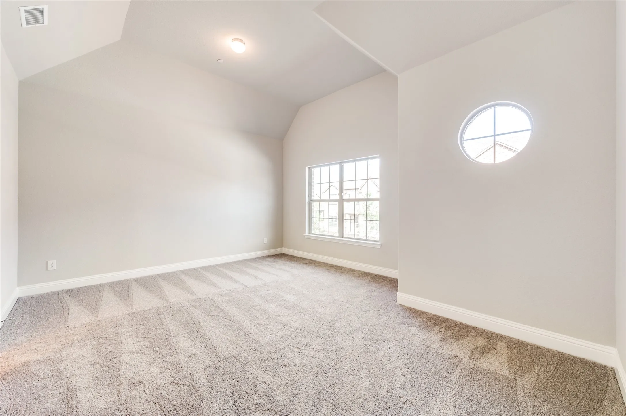 Townhouse For Rent in Collin County , 6148 Blythe Drive, Frisco, Texas 75035, 3 Bedroom, 3 Bathroom, 2 Garage spaces, 1,720 Sqft, built in 2023, mls#21289595, Real Estate Agent in Frisco, Homes For Rent in Collin county, Homes For Rent in Frisco, Realtor in Frisco Texas, Real Estate Brokerage Independent Realty Texas, Luminita Cordes Realtor