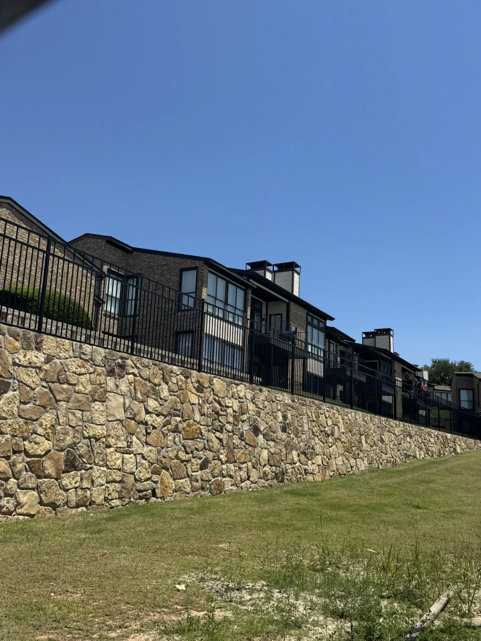Condominium For Sale in Rockwall County , 260 Henry M Chandler Drive, Rockwall, Texas 75032, 2 Bedroom, 2 Bathroom, Garage spaces, 1,022 Sqft, built in 1983, mls#21279324, Real Estate Agent in Rockwall, Homes For Sale in Rockwall county, Homes For Sale in Rockwall, Realtor in Rockwall Texas, Real Estate Brokerage Independent Realty Texas, Luminita Cordes Realtor