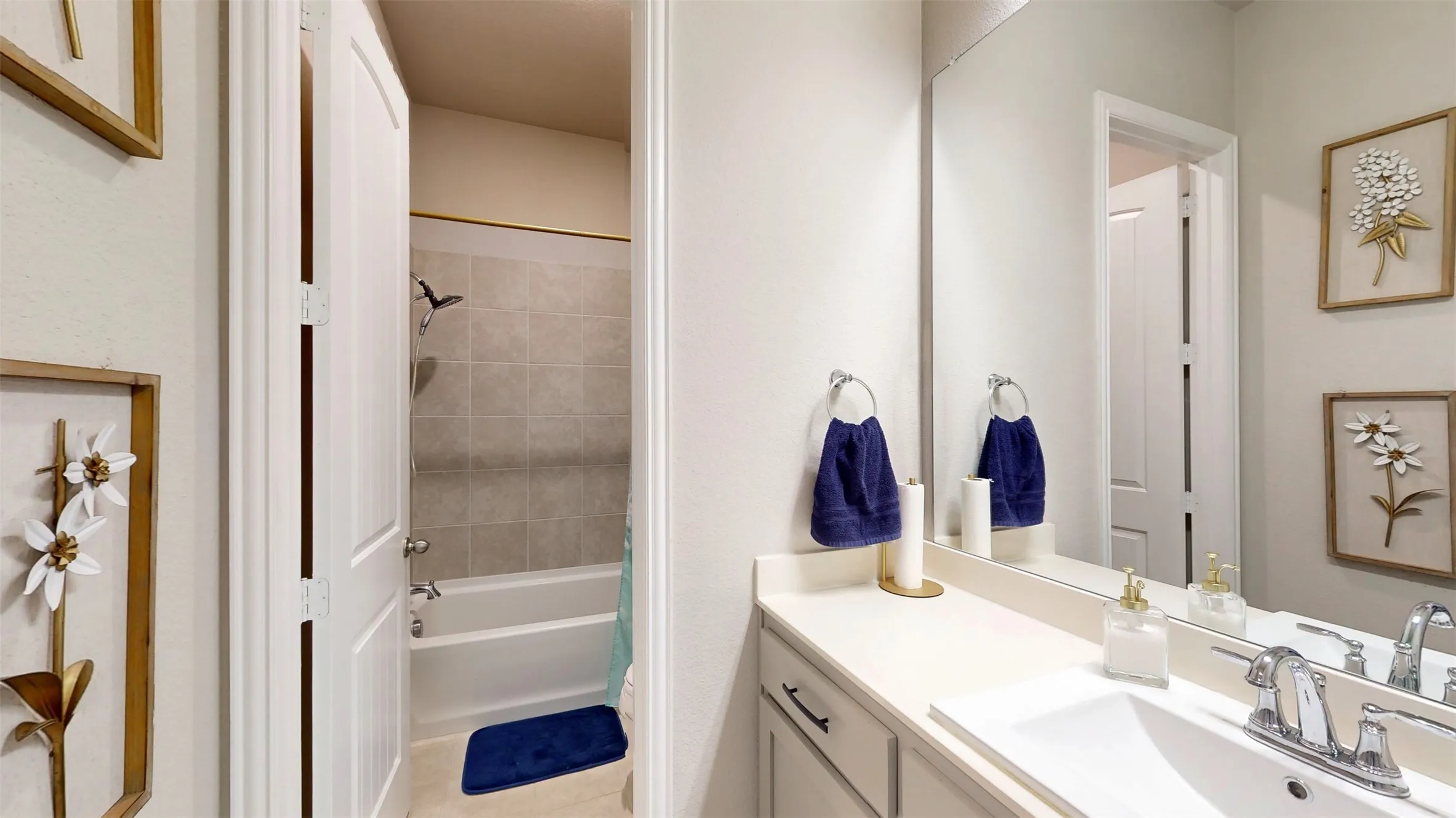 Single Family Residence For Sale in Ellis County , 1804 Gristmill Drive, Mansfield, Texas 76063, 4 Bedroom, 3 Bathroom, 2 Garage spaces, 2,797 Sqft, built in 2020, mls#21282418, Real Estate Agent in Mansfield, Homes For Sale in Ellis county, Homes For Sale in Mansfield, Realtor in Mansfield Texas, Real Estate Brokerage Independent Realty Texas, Luminita Cordes Realtor