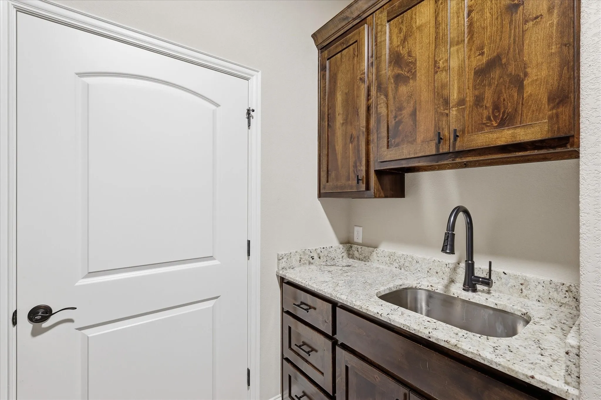 Single Family Residence For Sale in Parker County , 3769 Bear Creek Road, Aledo, Texas 76008, 4 Bedroom, 3 Bathroom, 3 Garage spaces, 2,814 Sqft, built in 2022, mls#21289041, Real Estate Agent in Aledo, Homes For Sale in Parker county, Homes For Sale in Aledo, Realtor in Aledo Texas, Real Estate Brokerage Independent Realty Texas, Luminita Cordes Realtor