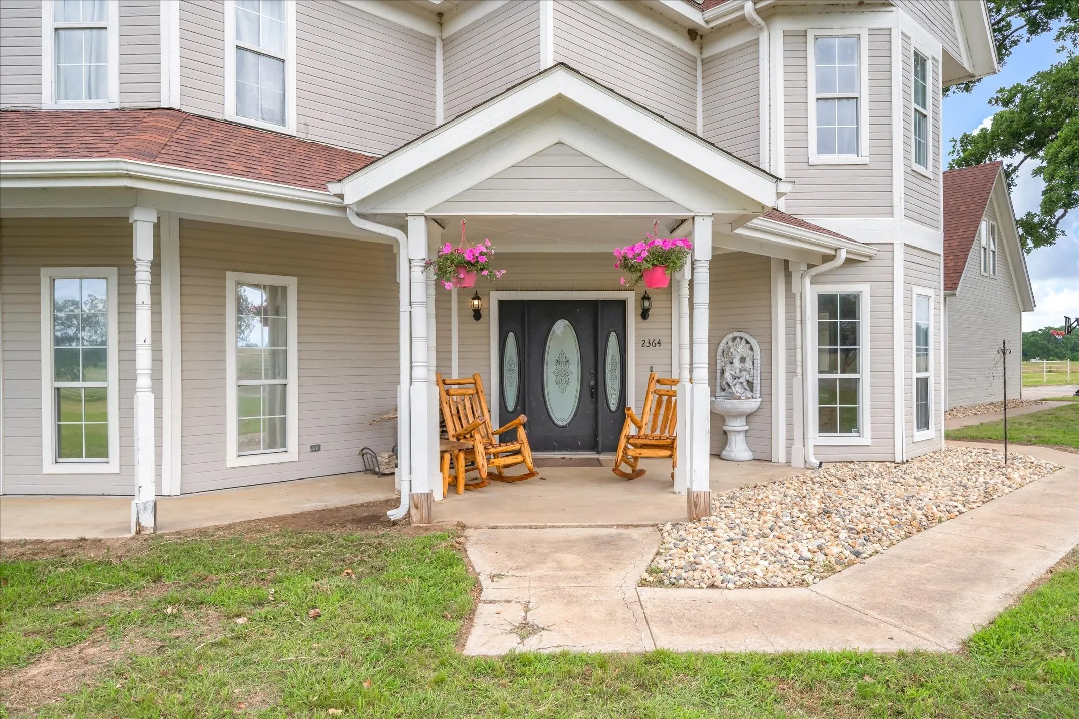 Single Family Residence For Sale in Van Zandt County , 2364 VZ County Road 2128, Wills Point, Texas 75169, 4 Bedroom, 3 Bathroom, 2 Garage spaces, 3,756 Sqft, built in 1997, mls#21288681, Real Estate Agent in Wills Point, Homes For Sale in Van Zandt county, Homes For Sale in Wills Point, Realtor in Wills Point Texas, Real Estate Brokerage Independent Realty Texas, Luminita Cordes Realtor