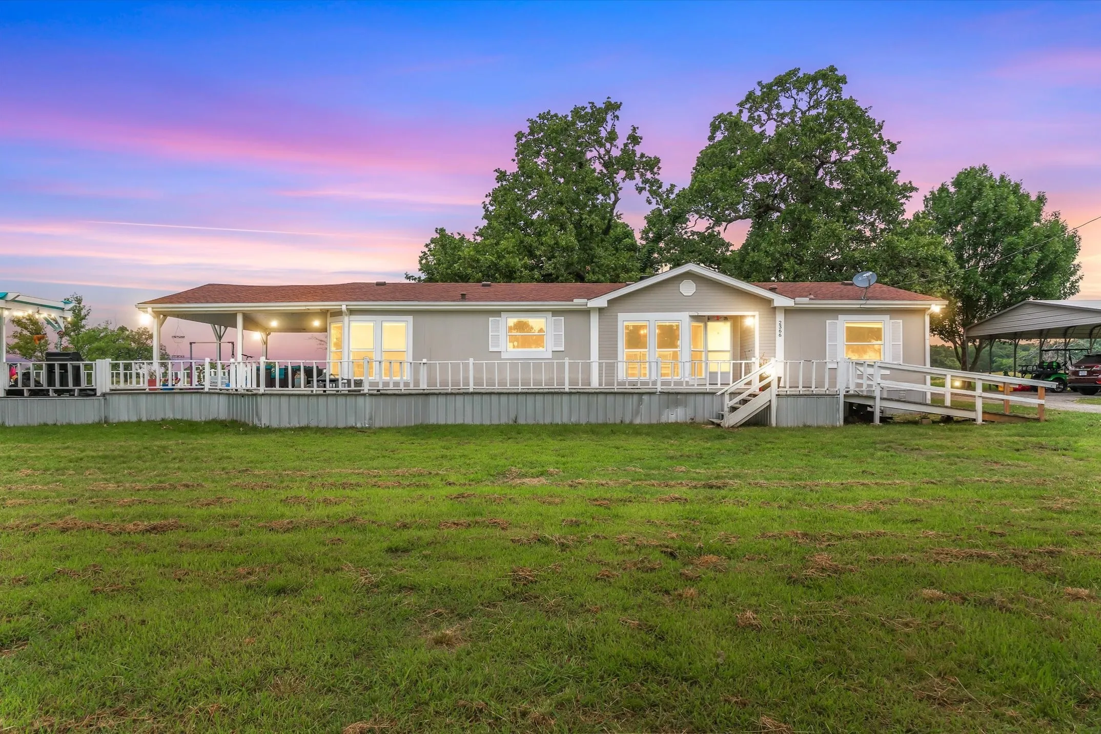 Single Family Residence For Sale in Van Zandt County , 2364 VZ County Road 2128, Wills Point, Texas 75169, 4 Bedroom, 3 Bathroom, 2 Garage spaces, 3,756 Sqft, built in 1997, mls#21288681, Real Estate Agent in Wills Point, Homes For Sale in Van Zandt county, Homes For Sale in Wills Point, Realtor in Wills Point Texas, Real Estate Brokerage Independent Realty Texas, Luminita Cordes Realtor