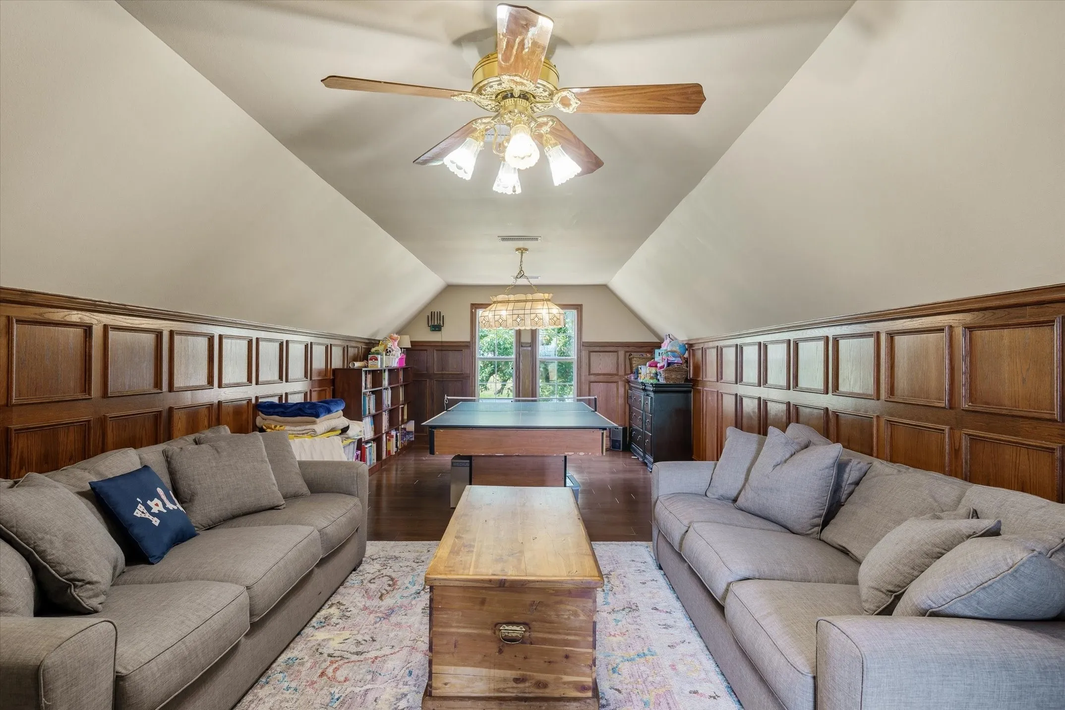 Single Family Residence For Sale in Van Zandt County , 2364 VZ County Road 2128, Wills Point, Texas 75169, 4 Bedroom, 3 Bathroom, 2 Garage spaces, 3,756 Sqft, built in 1997, mls#21288681, Real Estate Agent in Wills Point, Homes For Sale in Van Zandt county, Homes For Sale in Wills Point, Realtor in Wills Point Texas, Real Estate Brokerage Independent Realty Texas, Luminita Cordes Realtor