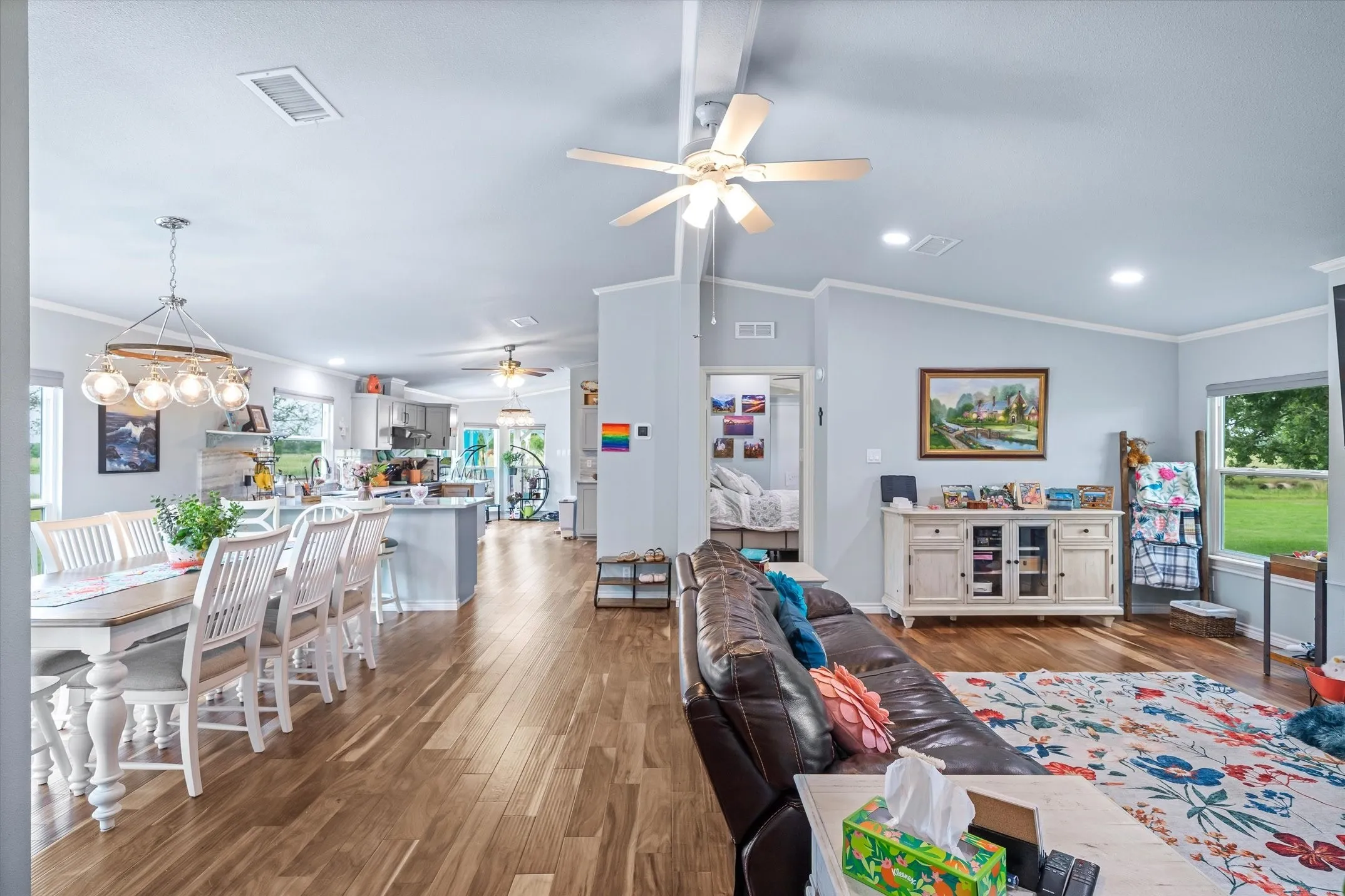 Single Family Residence For Sale in Van Zandt County , 2364 VZ County Road 2128, Wills Point, Texas 75169, 4 Bedroom, 3 Bathroom, 2 Garage spaces, 3,756 Sqft, built in 1997, mls#21288681, Real Estate Agent in Wills Point, Homes For Sale in Van Zandt county, Homes For Sale in Wills Point, Realtor in Wills Point Texas, Real Estate Brokerage Independent Realty Texas, Luminita Cordes Realtor