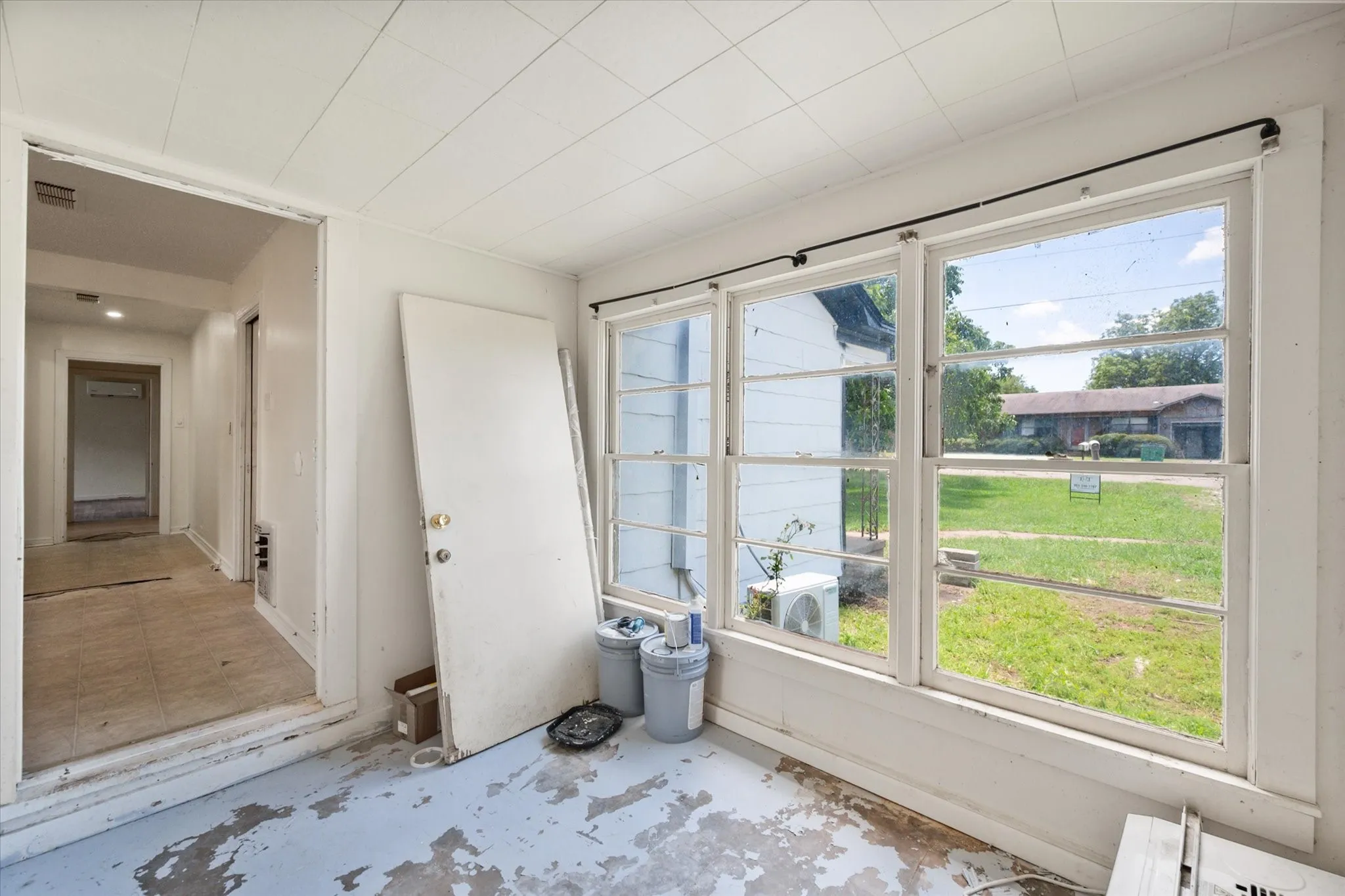 Single Family Residence For Sale in Freestone County , 342 Bond Street, Fairfield, Texas 75840, 3 Bedroom, 2 Bathroom, 1 Garage spaces, 1,520 Sqft, built in 1968, mls#21289222, Real Estate Agent in Fairfield, Homes For Sale in Freestone county, Homes For Sale in Fairfield, Realtor in Fairfield Texas, Real Estate Brokerage Independent Realty Texas, Luminita Cordes Realtor