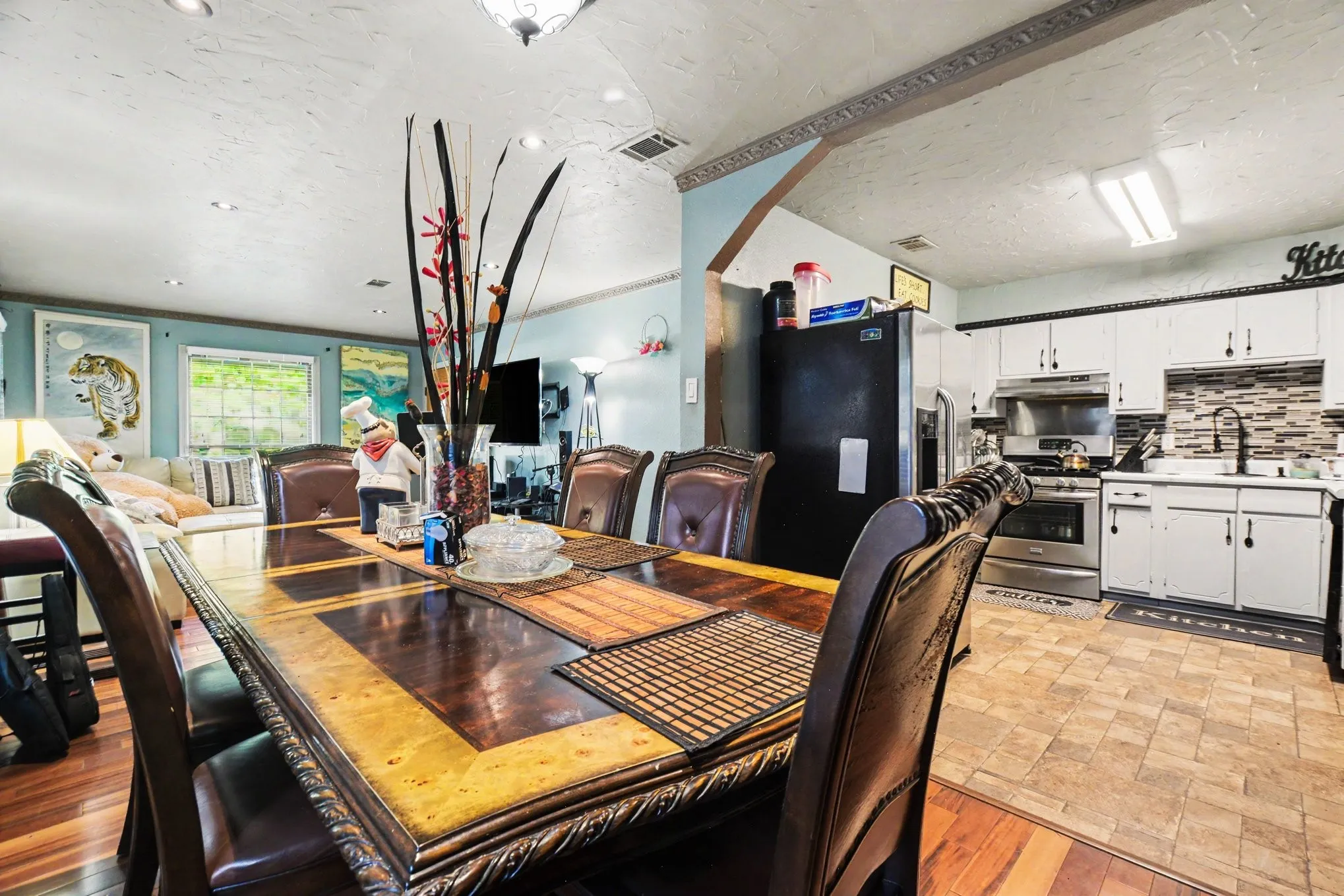 Single Family Residence For Sale in Dallas County , 1003 Ash Street, Irving, Texas 75060, 4 Bedroom, 3 Bathroom, Garage spaces, 1,584 Sqft, built in 1950, mls#21289658, Real Estate Agent in Irving, Homes For Sale in Dallas county, Homes For Sale in Irving, Realtor in Irving Texas, Real Estate Brokerage Independent Realty Texas, Luminita Cordes Realtor