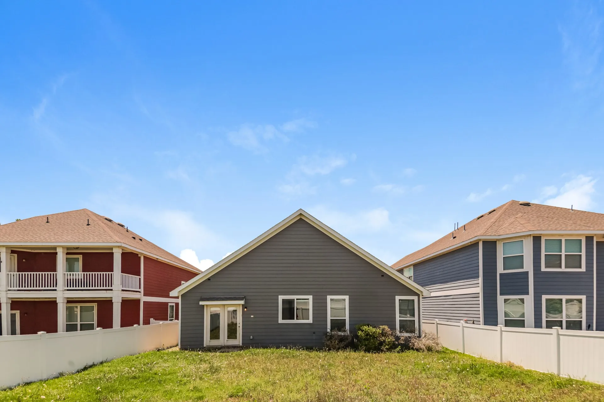 Single Family Residence For Sale in Denton County , 9109 Cranston Court, Providence Village, Texas 76227, 3 Bedroom, 2 Bathroom, 2 Garage spaces, 1,660 Sqft, built in 2013, mls#21284042, Real Estate Agent in Providence Village, Homes For Sale in Denton county, Homes For Sale in Providence Village, Realtor in Providence Village Texas, Real Estate Brokerage Independent Realty Texas, Luminita Cordes Realtor