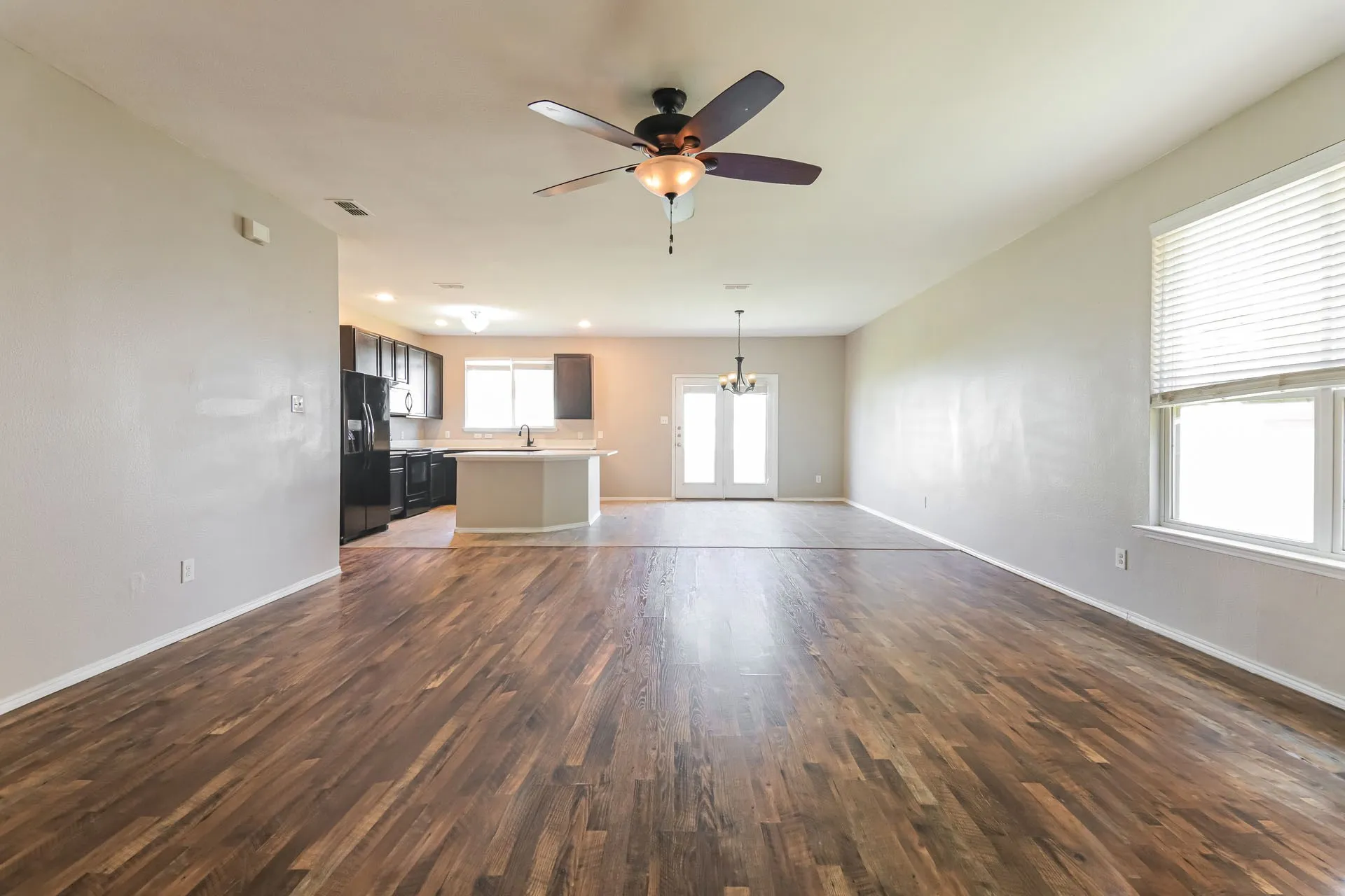 Single Family Residence For Sale in Denton County , 9109 Cranston Court, Providence Village, Texas 76227, 3 Bedroom, 2 Bathroom, 2 Garage spaces, 1,660 Sqft, built in 2013, mls#21284042, Real Estate Agent in Providence Village, Homes For Sale in Denton county, Homes For Sale in Providence Village, Realtor in Providence Village Texas, Real Estate Brokerage Independent Realty Texas, Luminita Cordes Realtor