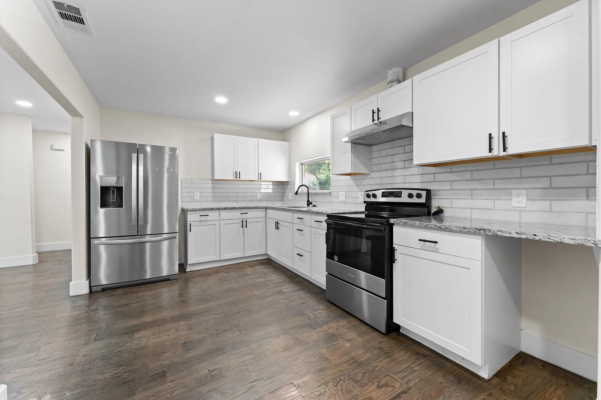 Single Family Residence For Rent in Dallas County , 3806 Castle Hills Drive, Dallas, Texas 75241, 4 Bedroom, 2 Bathroom, Garage spaces, 1,422 Sqft, built in 1958, mls#21289696, Real Estate Agent in Dallas, Homes For Rent in Dallas county, Homes For Rent in Dallas, Realtor in Dallas Texas, Real Estate Brokerage Independent Realty Texas, Luminita Cordes Realtor