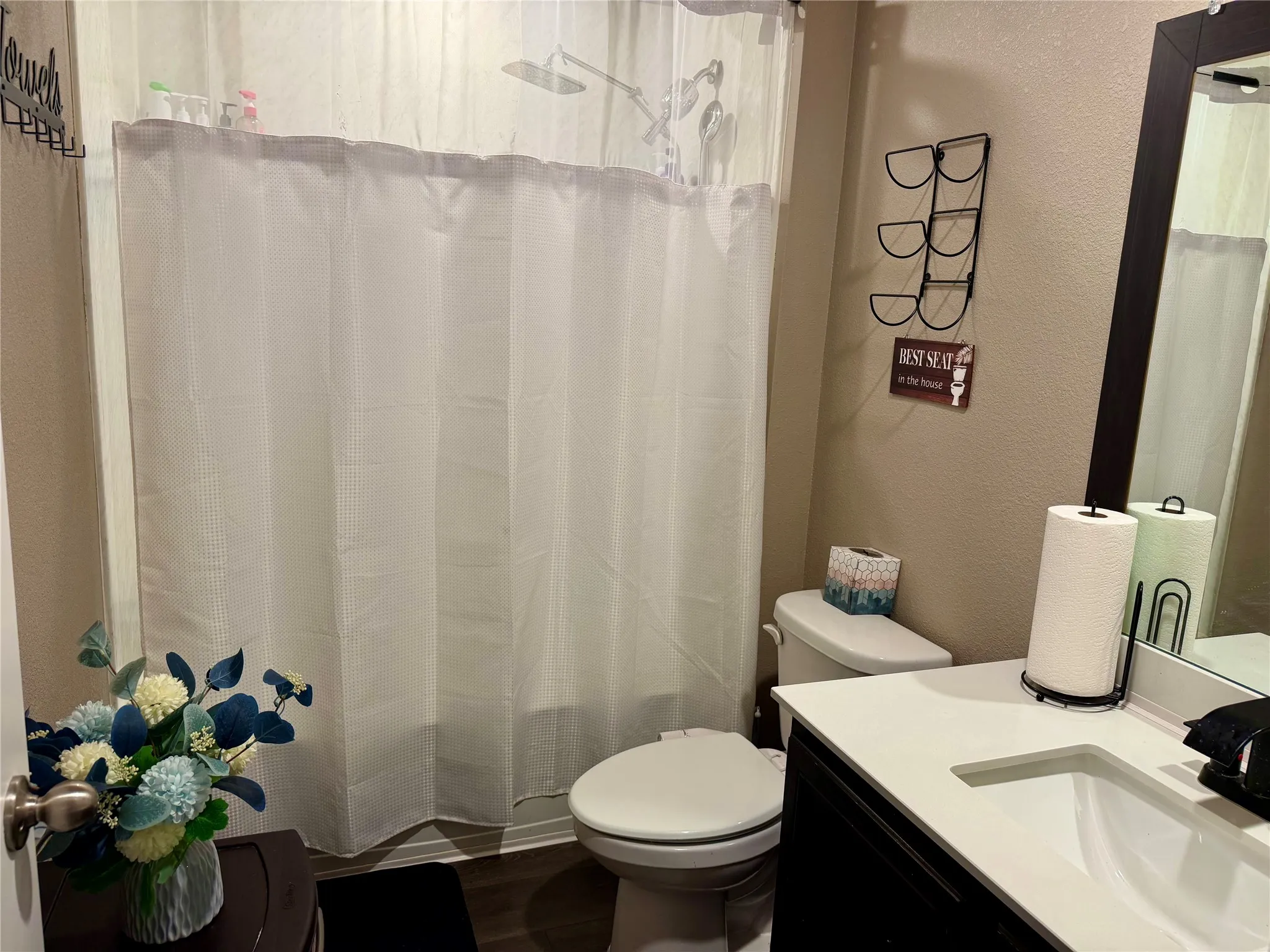 Single Family Residence For Sale in Kaufman County , 1085 Old Oaks Drive, Forney, Texas 75126, 3 Bedroom, 2 Bathroom, 2 Garage spaces, 1,492 Sqft, built in 2022, mls#21288260, Real Estate Agent in Forney, Homes For Sale in Kaufman county, Homes For Sale in Forney, Realtor in Forney Texas, Real Estate Brokerage Independent Realty Texas, Luminita Cordes Realtor
