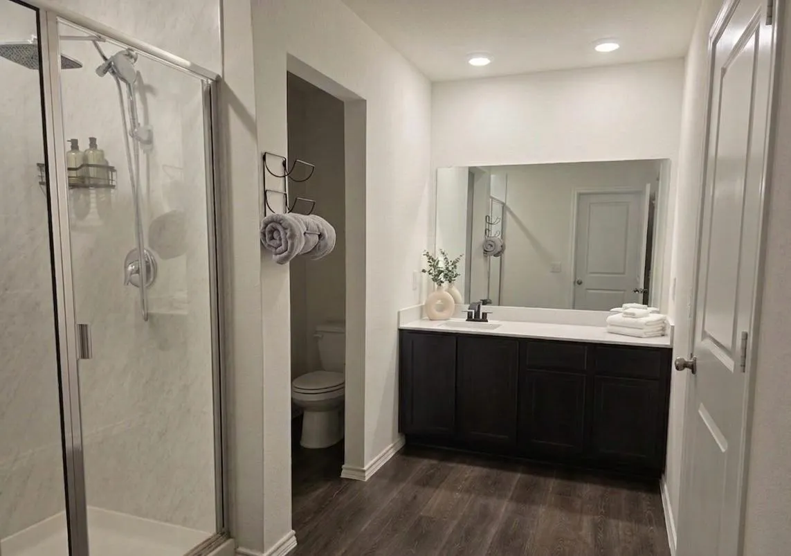 Single Family Residence For Sale in Kaufman County , 1085 Old Oaks Drive, Forney, Texas 75126, 3 Bedroom, 2 Bathroom, 2 Garage spaces, 1,492 Sqft, built in 2022, mls#21288260, Real Estate Agent in Forney, Homes For Sale in Kaufman county, Homes For Sale in Forney, Realtor in Forney Texas, Real Estate Brokerage Independent Realty Texas, Luminita Cordes Realtor