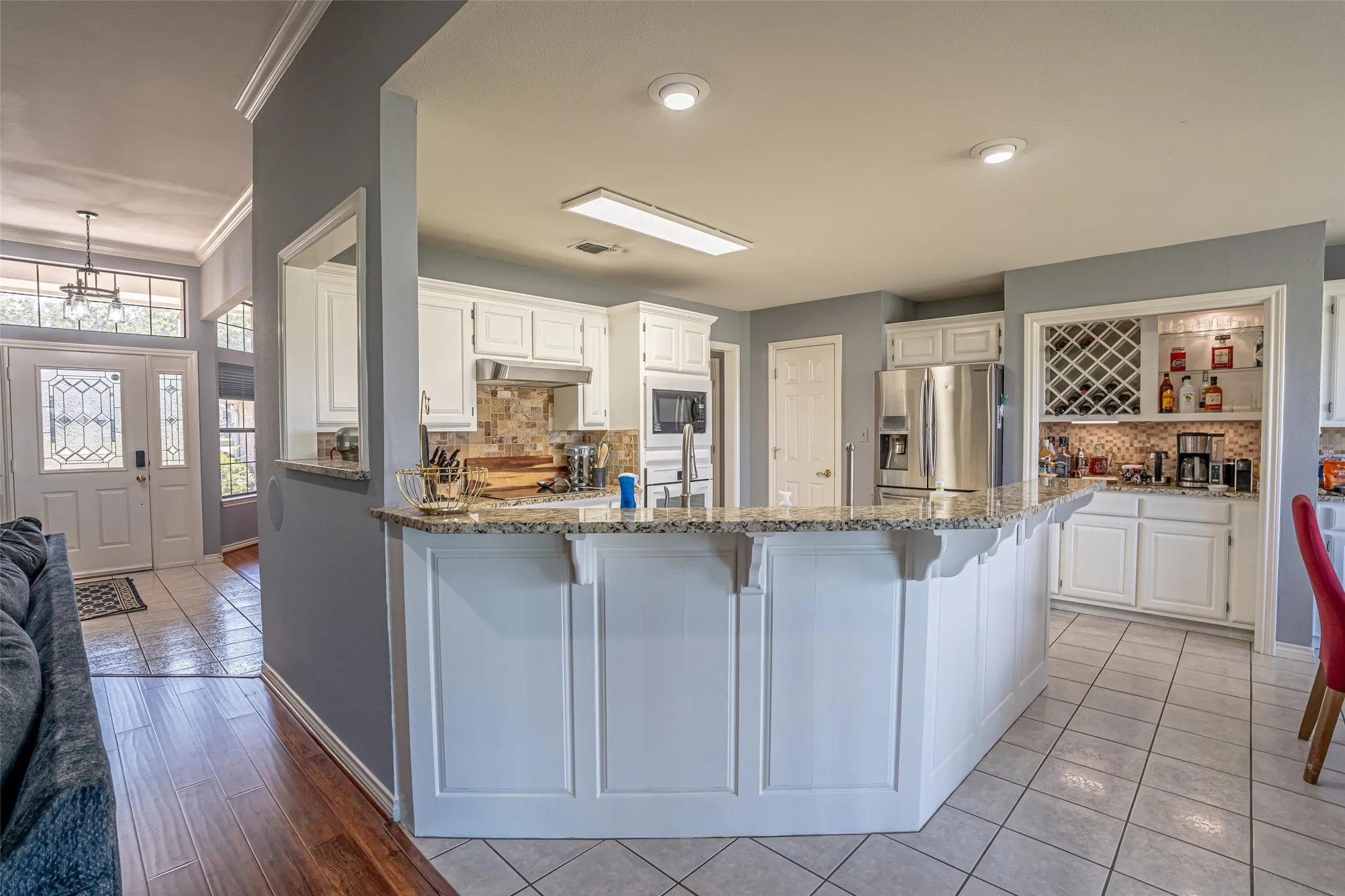 Single Family Residence For Sale in Hood County , 5607 Wedgefield Road, Granbury, Texas 76049, 3 Bedroom, 3 Bathroom, 2 Garage spaces, 2,653 Sqft, built in 1994, mls#21289745, Real Estate Agent in Granbury, Homes For Sale in Hood county, Homes For Sale in Granbury, Realtor in Granbury Texas, Real Estate Brokerage Independent Realty Texas, Luminita Cordes Realtor