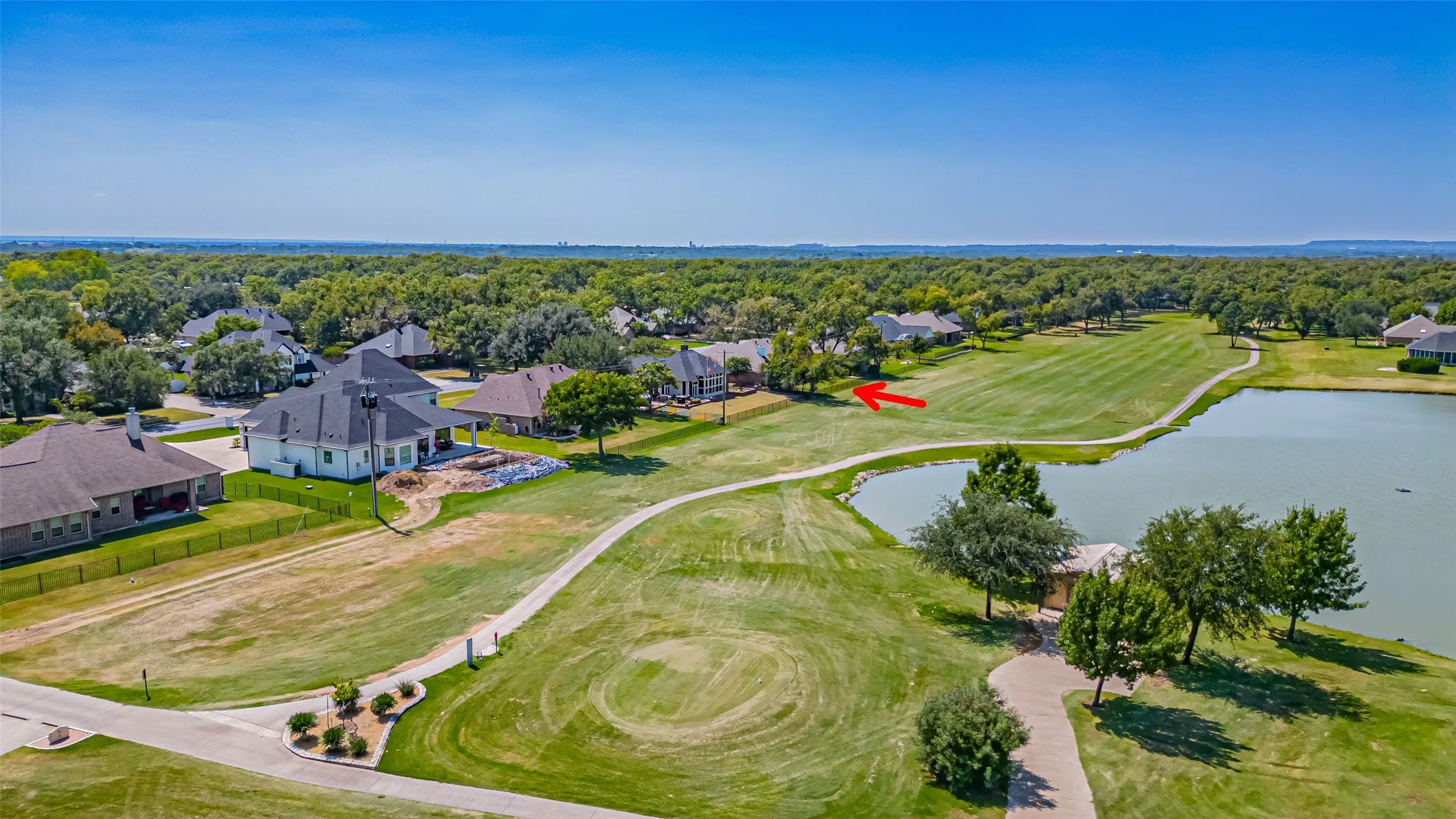 Single Family Residence For Sale in Hood County , 5607 Wedgefield Road, Granbury, Texas 76049, 3 Bedroom, 3 Bathroom, 2 Garage spaces, 2,653 Sqft, built in 1994, mls#21289745, Real Estate Agent in Granbury, Homes For Sale in Hood county, Homes For Sale in Granbury, Realtor in Granbury Texas, Real Estate Brokerage Independent Realty Texas, Luminita Cordes Realtor