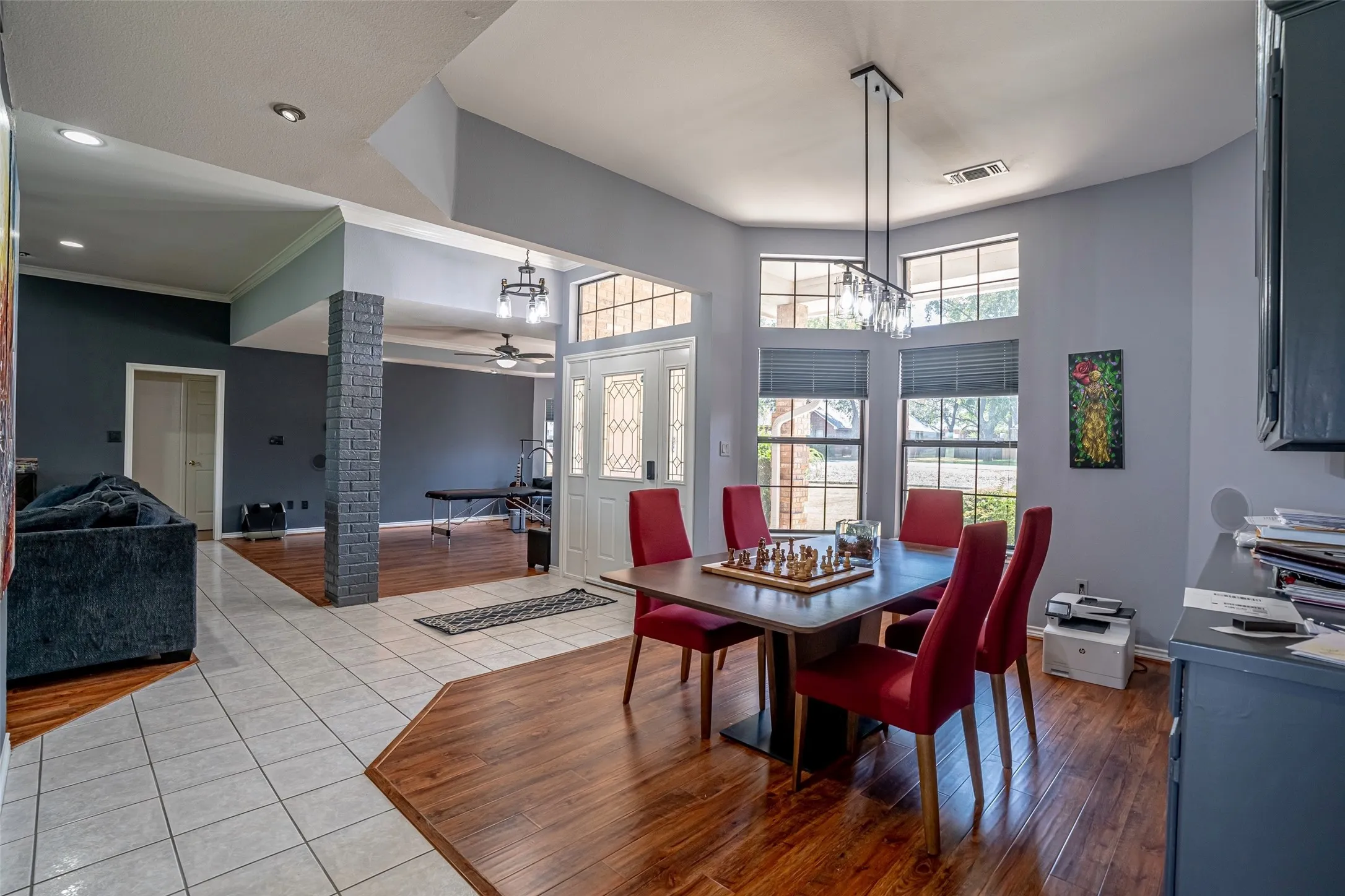 Single Family Residence For Sale in Hood County , 5607 Wedgefield Road, Granbury, Texas 76049, 3 Bedroom, 3 Bathroom, 2 Garage spaces, 2,653 Sqft, built in 1994, mls#21289745, Real Estate Agent in Granbury, Homes For Sale in Hood county, Homes For Sale in Granbury, Realtor in Granbury Texas, Real Estate Brokerage Independent Realty Texas, Luminita Cordes Realtor
